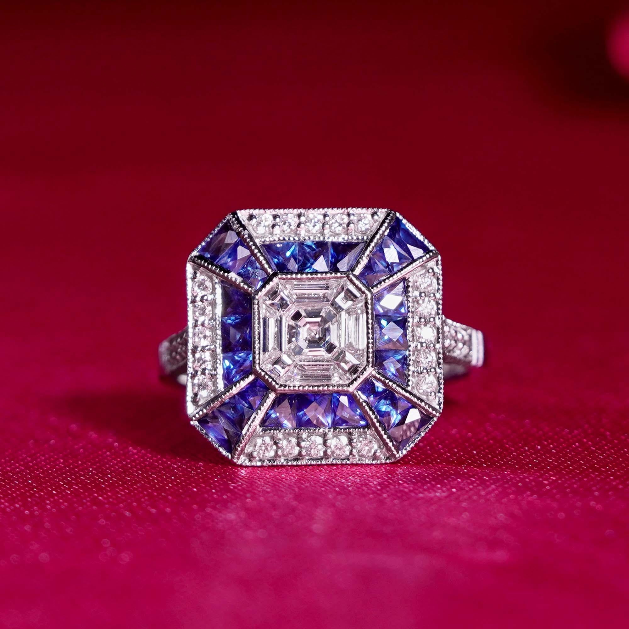 Bague en or hexagonale de style art déco, sertie de diamants Asscher et de saphirs bleus Pour femmes en vente