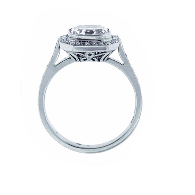 Asscher Cut Diamond Ring. For Sale 1