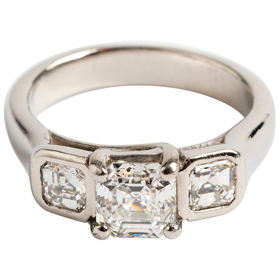 Asscher Cut Diamond Trilogy Ring, Platinum Band, Estimate 1.55 Carat