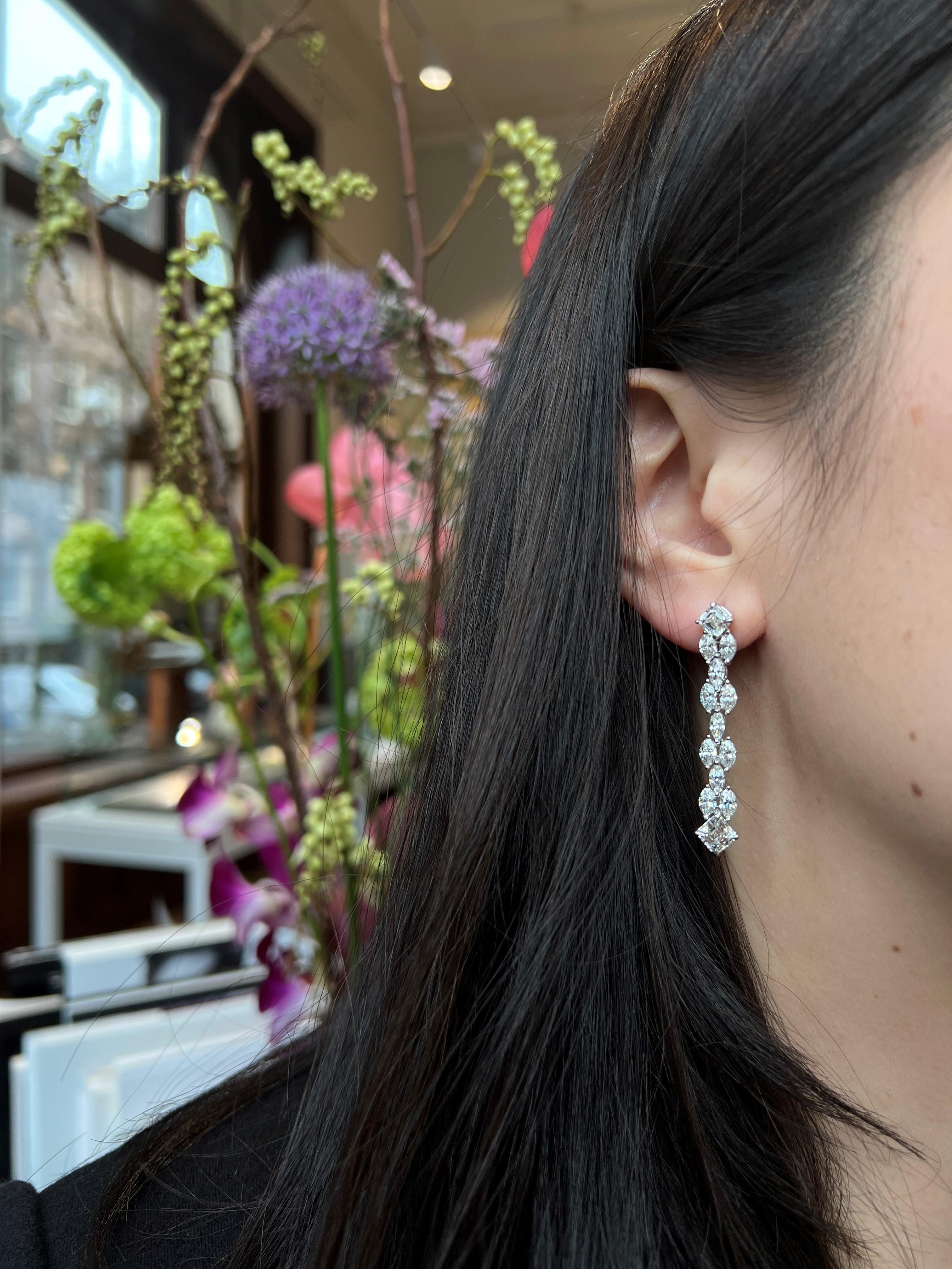 Asscher cut diamond waterfall earrings In New Condition For Sale In Amsterdam, NL