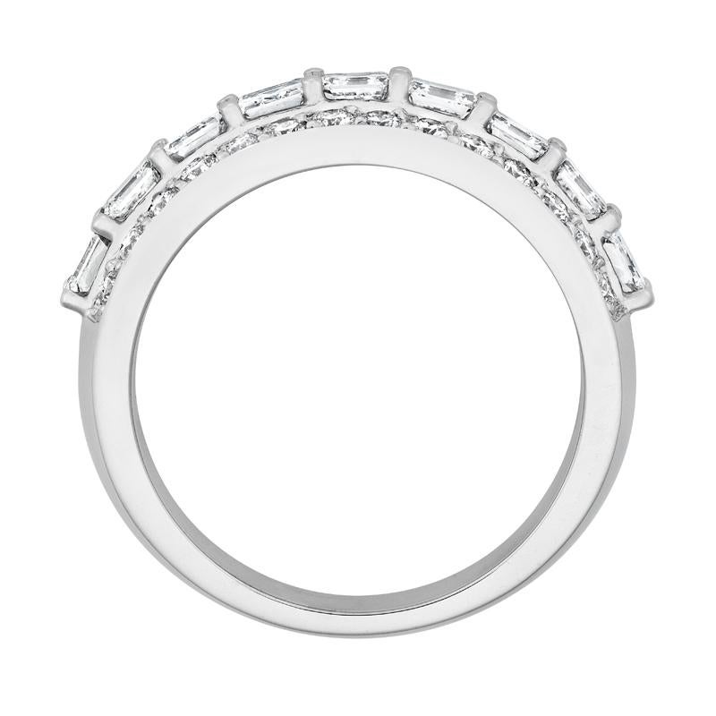Modern Asscher Cut Conflict Free Diamond Wedding Ring with 1.81 Carat  in 18 Karat