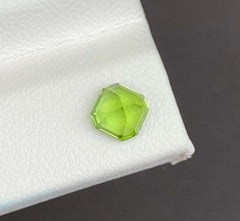Asscher Cut Peridot Gemstone: Natural August Birthstone, Pakistan 1.13 carats