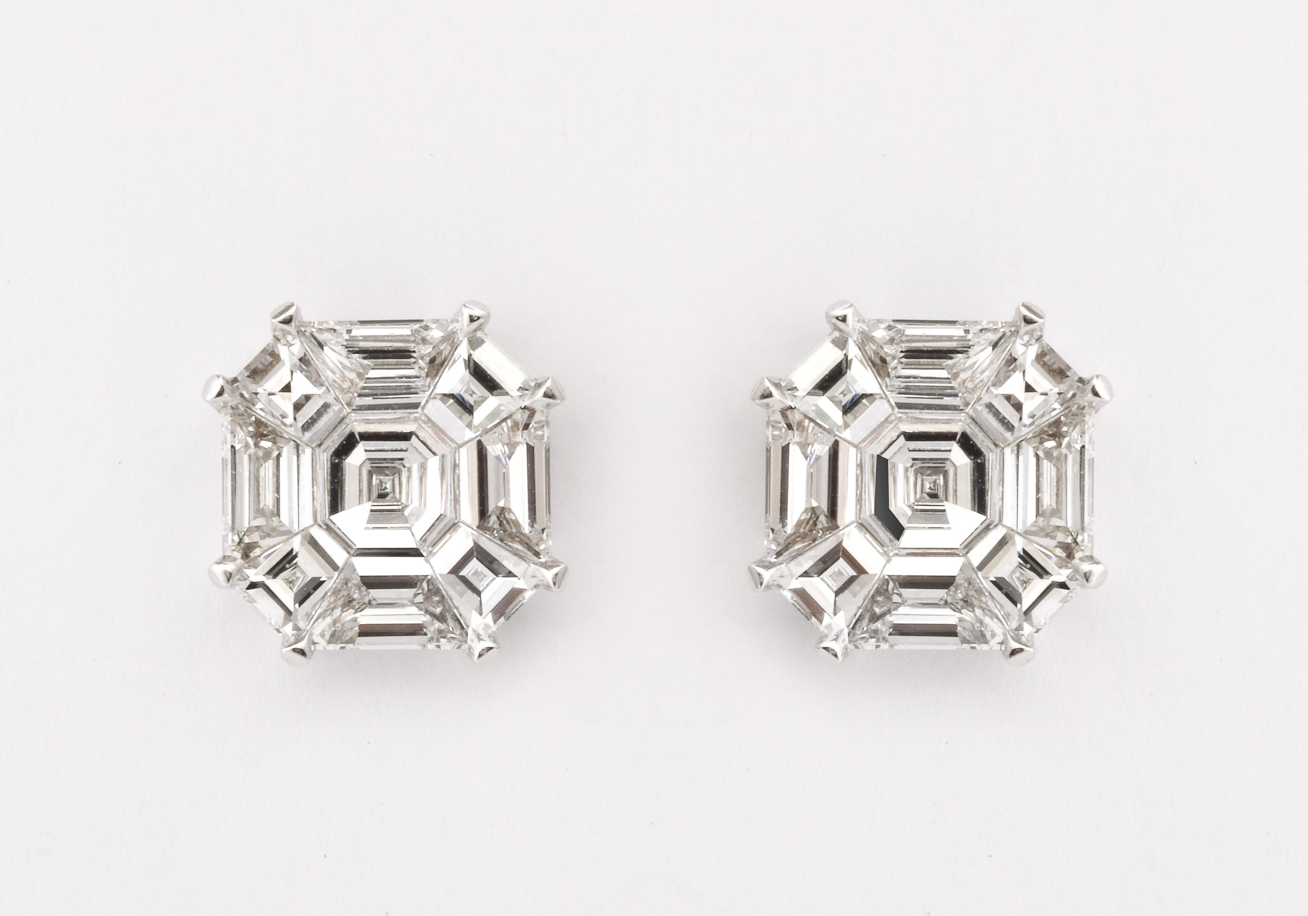 Taille carrée Asscher Cut Stud Earrings Illusion Set en vente