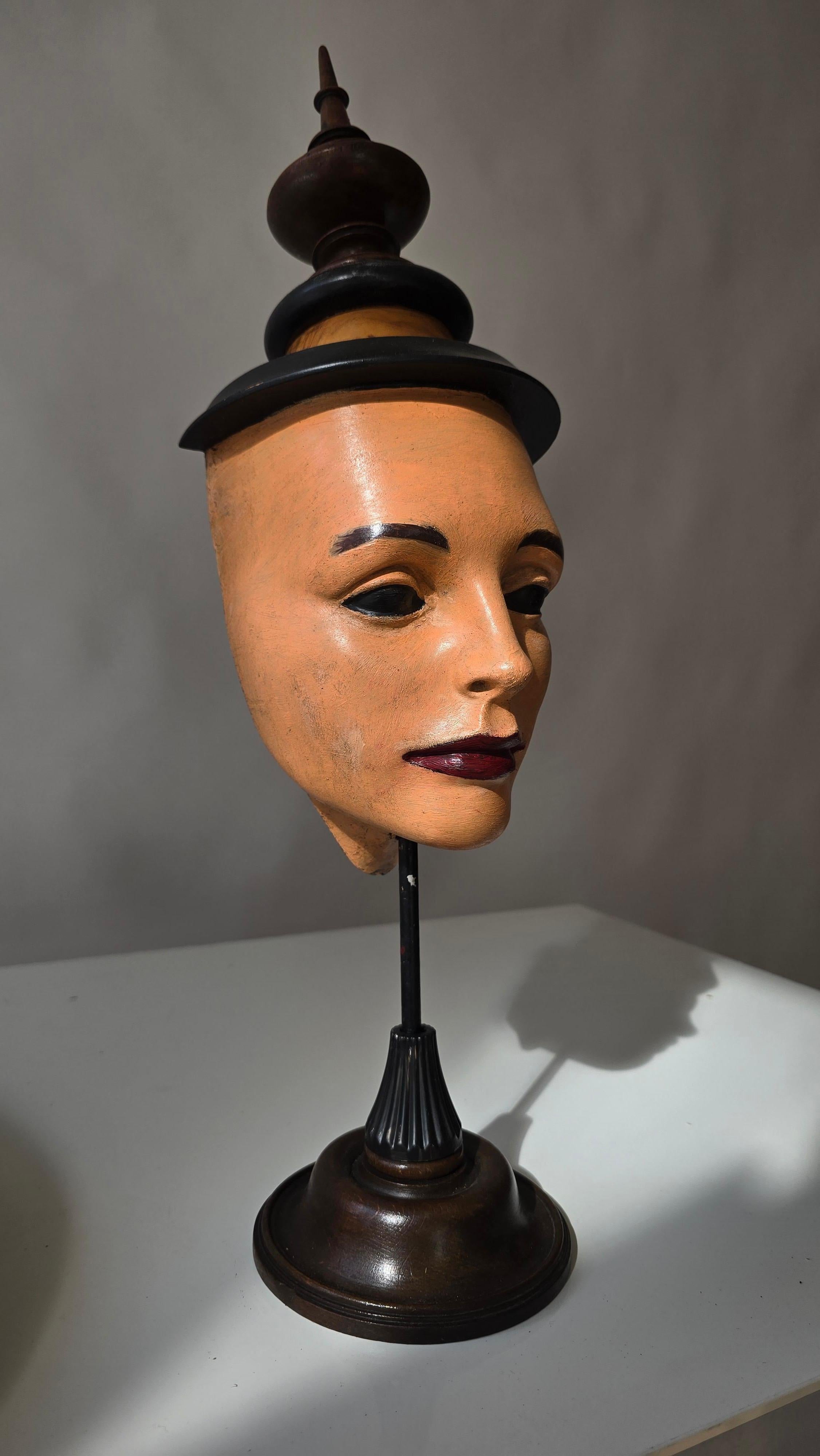 Assemblage Masque Sculpture en bois et métal, Contemporain en vente 3