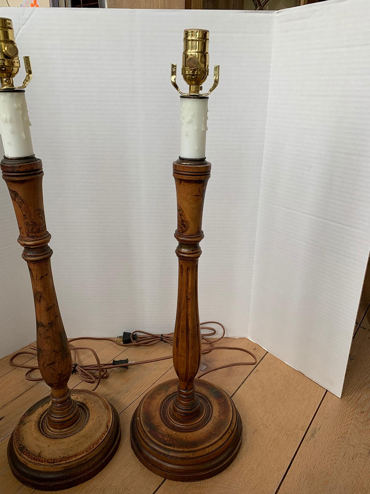 Assembled Pair of 19th-20th Century Turned Wooden Lamps For Sale 1