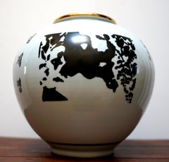 Paire de vases à calligraphie en porcelaine japonaise et coréenne assemblés