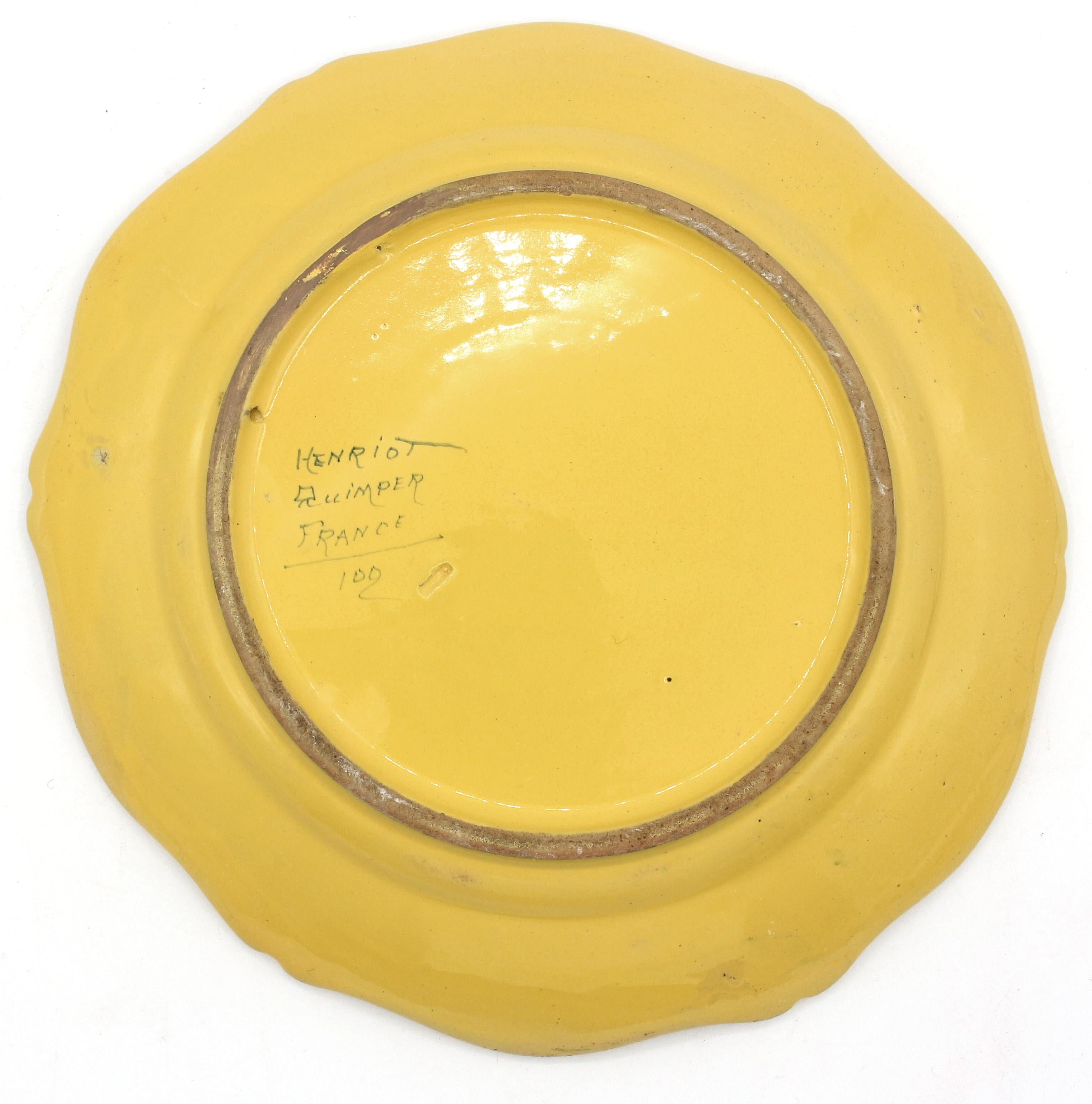 Assembled Pair of Large Yellow Ground Quimper Plates, Mid-20th Century For Sale 1