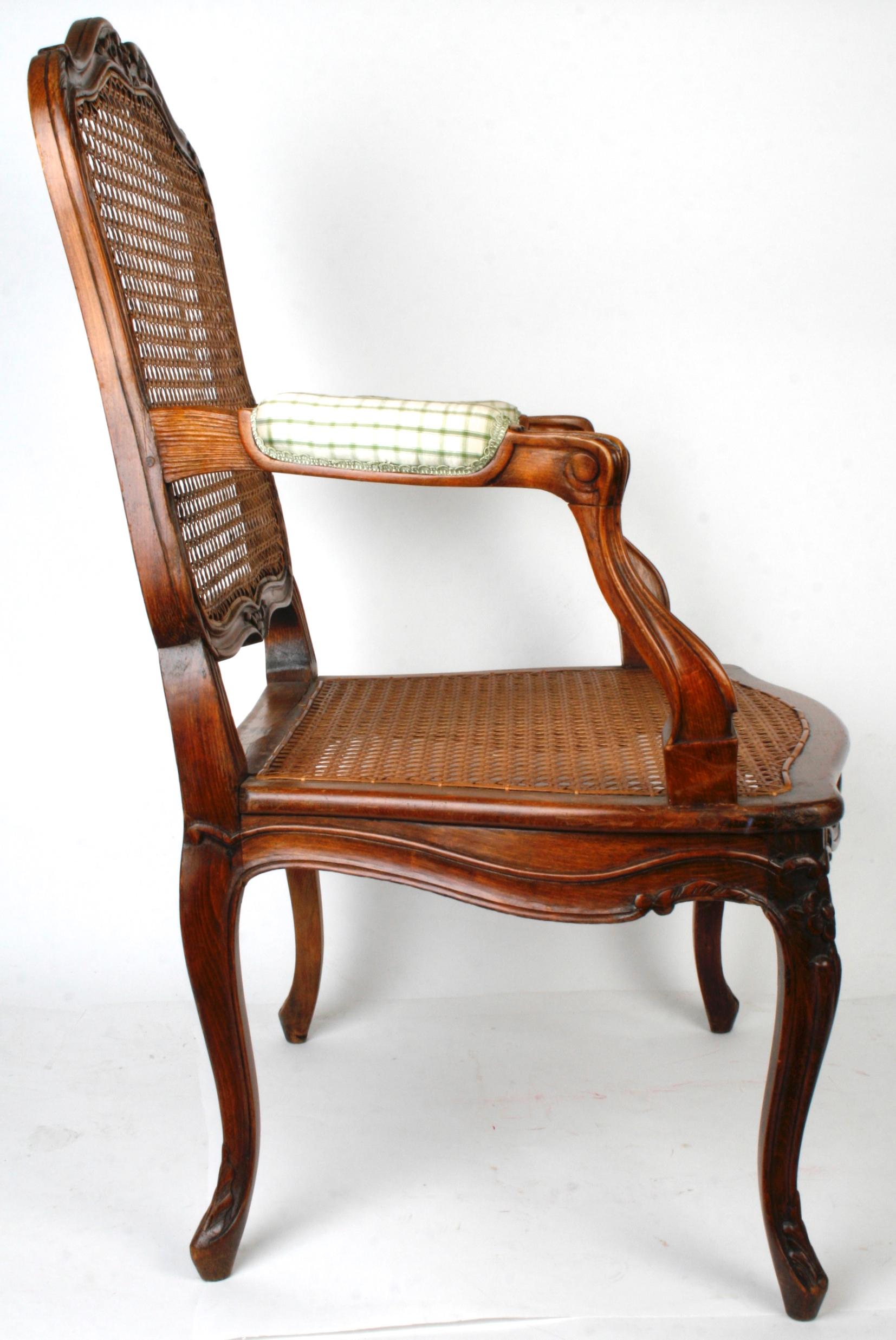 French Assembled Pair of Walnut Louis XV Style Armchairs, 19th Century