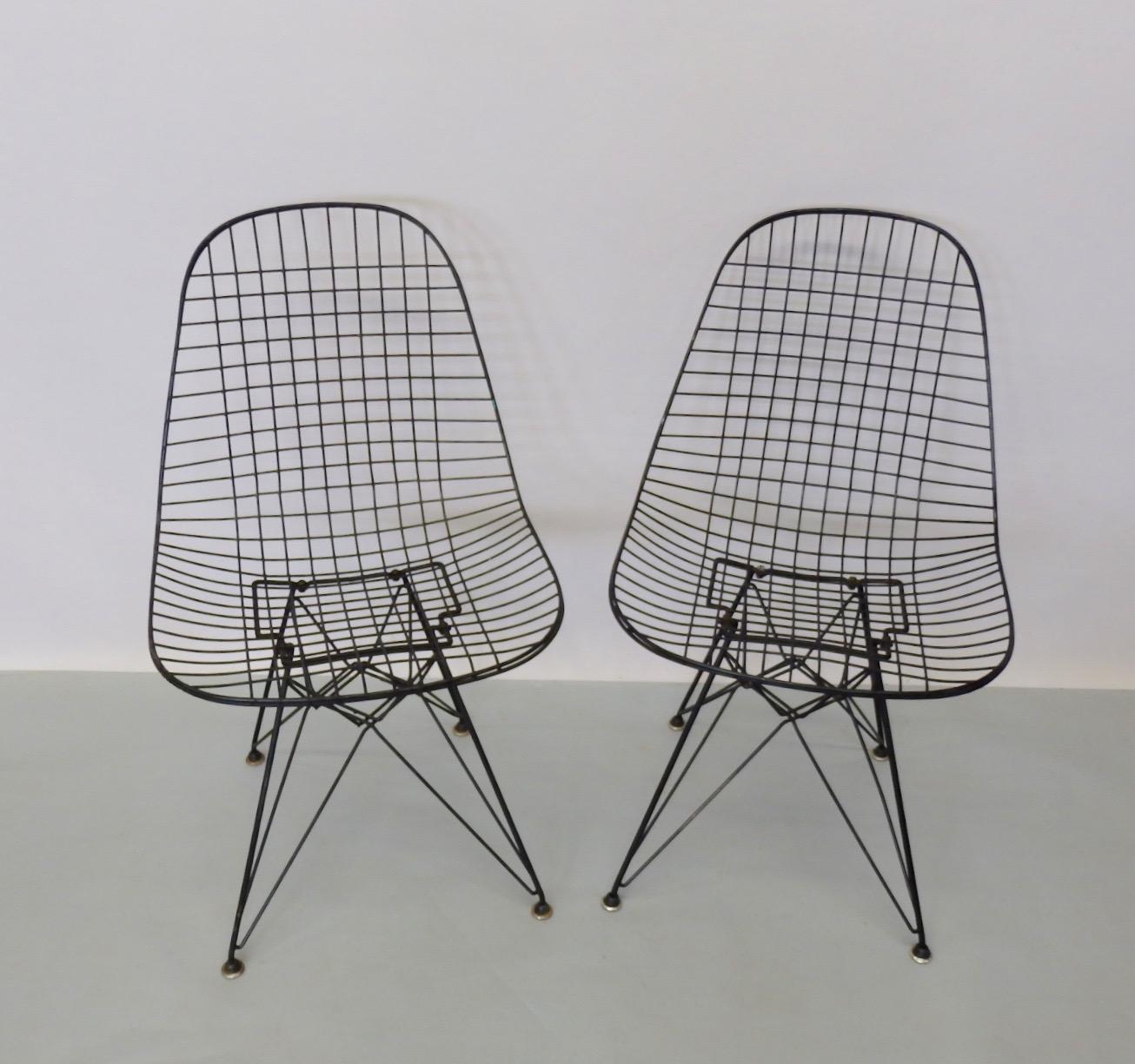 Satz von vier Eames für Herman Miller DKR Wire Chairs auf Eiffelfüßen (Pulverbeschichtet)