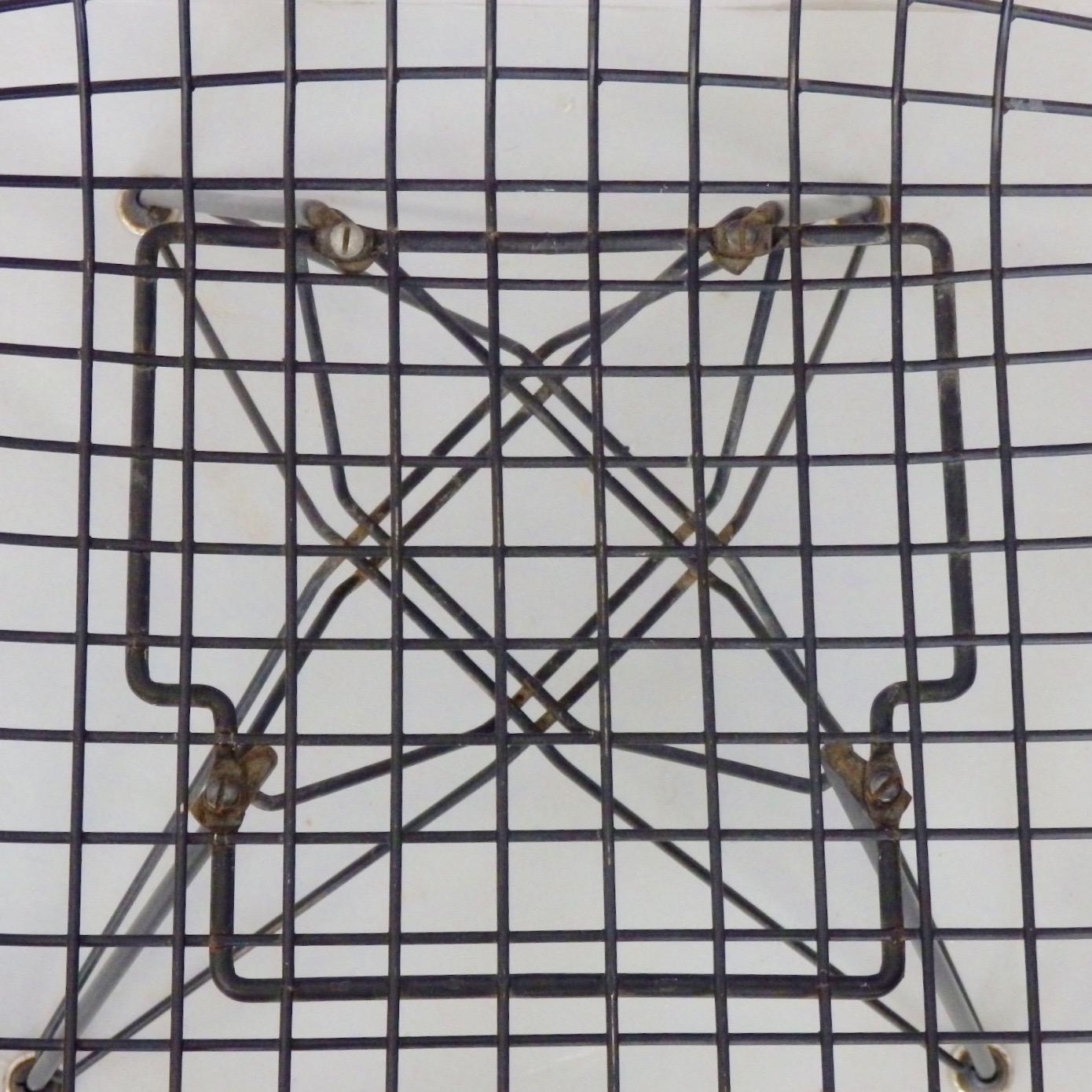Powder-Coated Set of Four Eames for Herman Miller DKR Wire Chairs on Eiffel Bases
