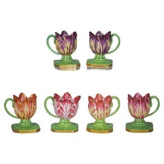 Ensemble assemblée de six tasses syllabub en porcelaine anglaise en forme de tulipe, Spode