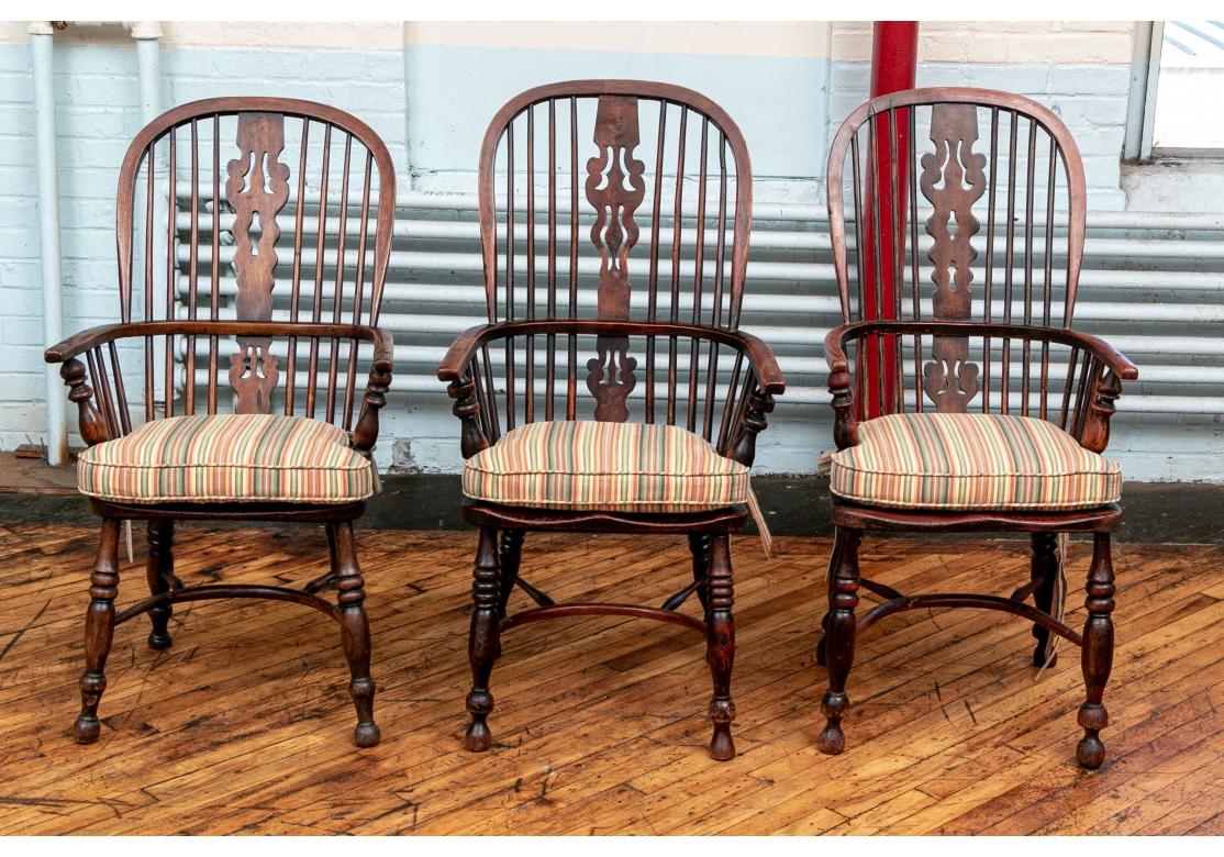 Set aus sechs Windsor-Stühlen aus Eichenholz  im Angebot 14