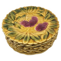 Assiettes Sarreguemines en faïence barbotine décor fruits Francaise Vintage (8)
