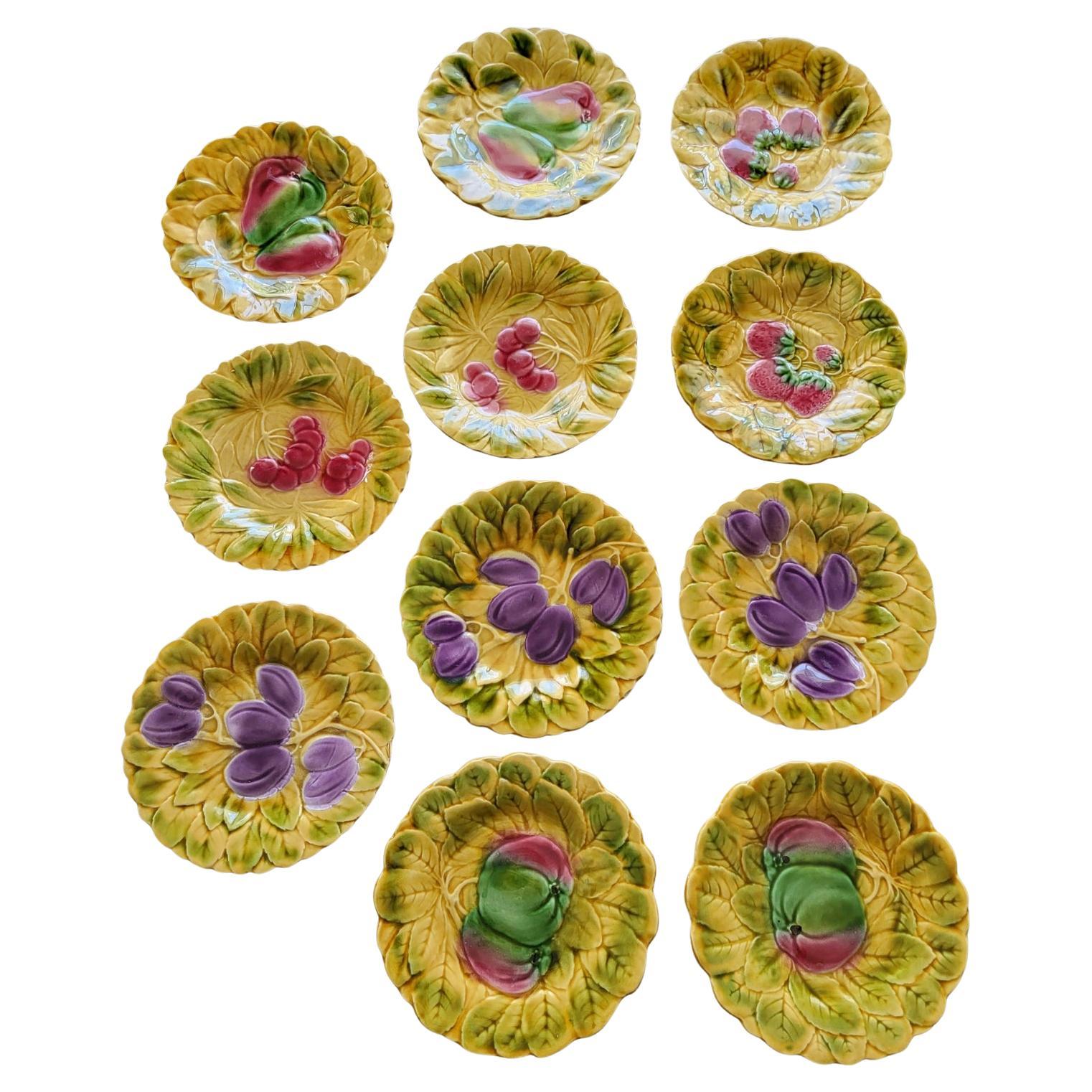 Assiettes Sarreguemines en faïence barbotine Francaise Vintage (lot de 11)