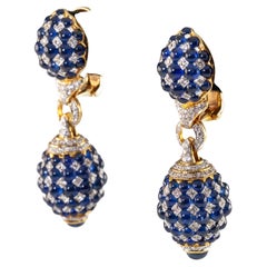Assil 18k Gelbgold Saphir Cabochon und Diamant Glühbirnen-Tropfen-Ohrringe