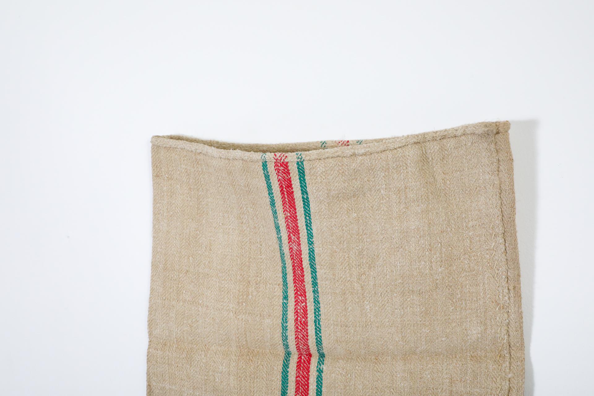 Sacchi di grano di iuta assortiti e d'epoca in vendita 5