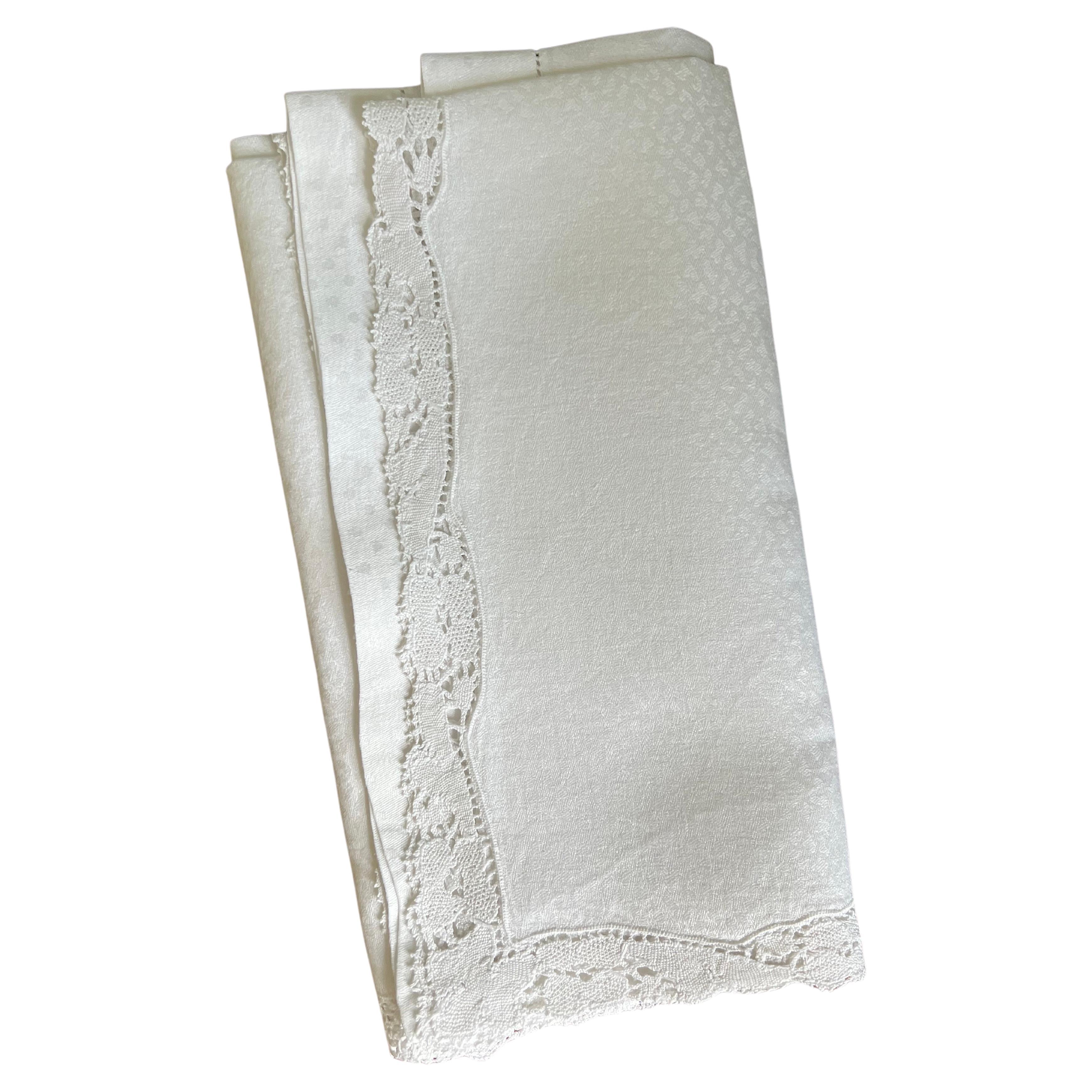 Assorted White Table Napkins For Sale at 1stDibs