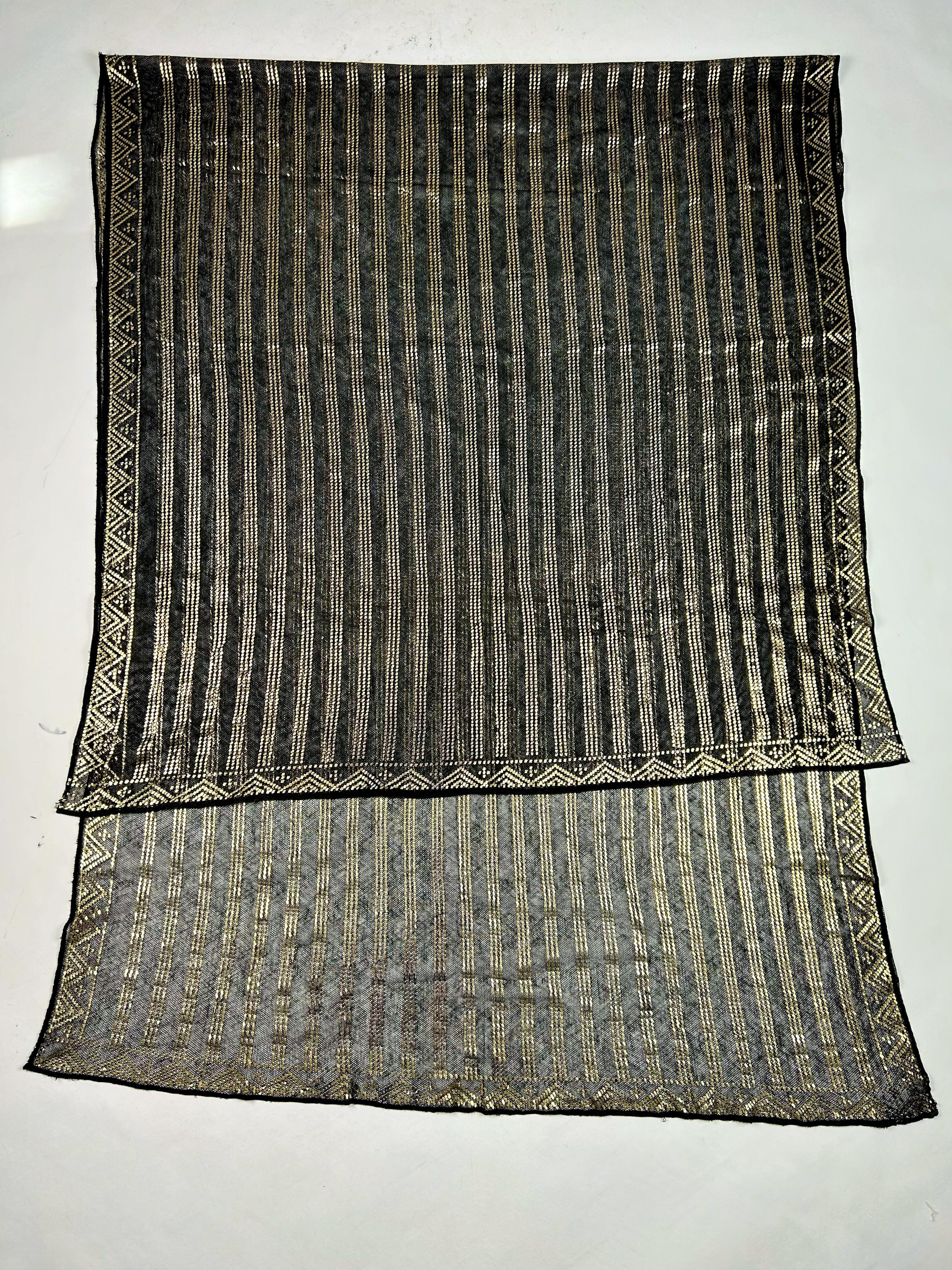 Assuit shawl in cotton voile and gilded metal strips - Egypt Circa 1930-1940 For Sale 8