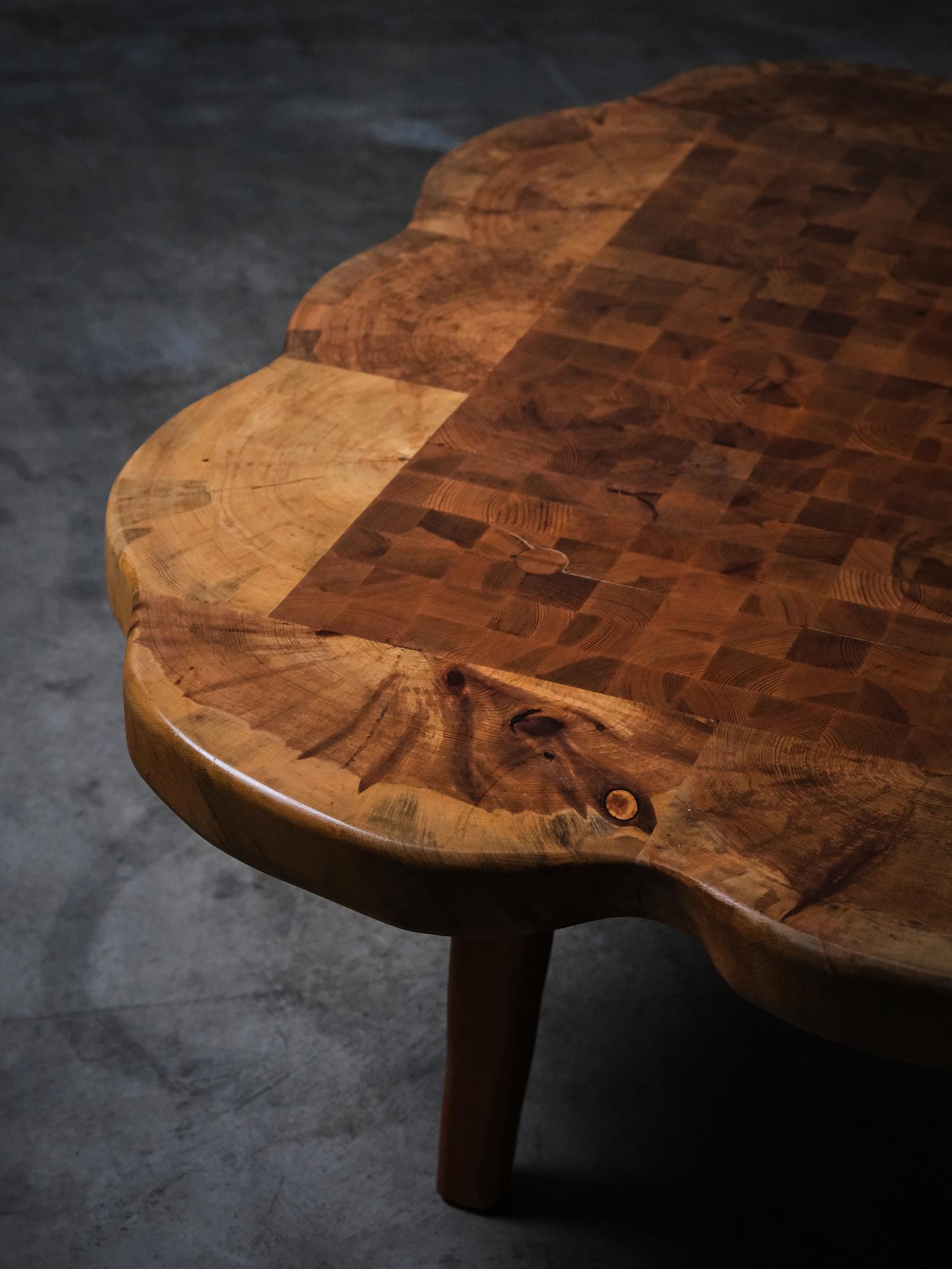 20ième siècle Table basse asymétrique de Stig Sandkvist, Suède, années 1960 en vente