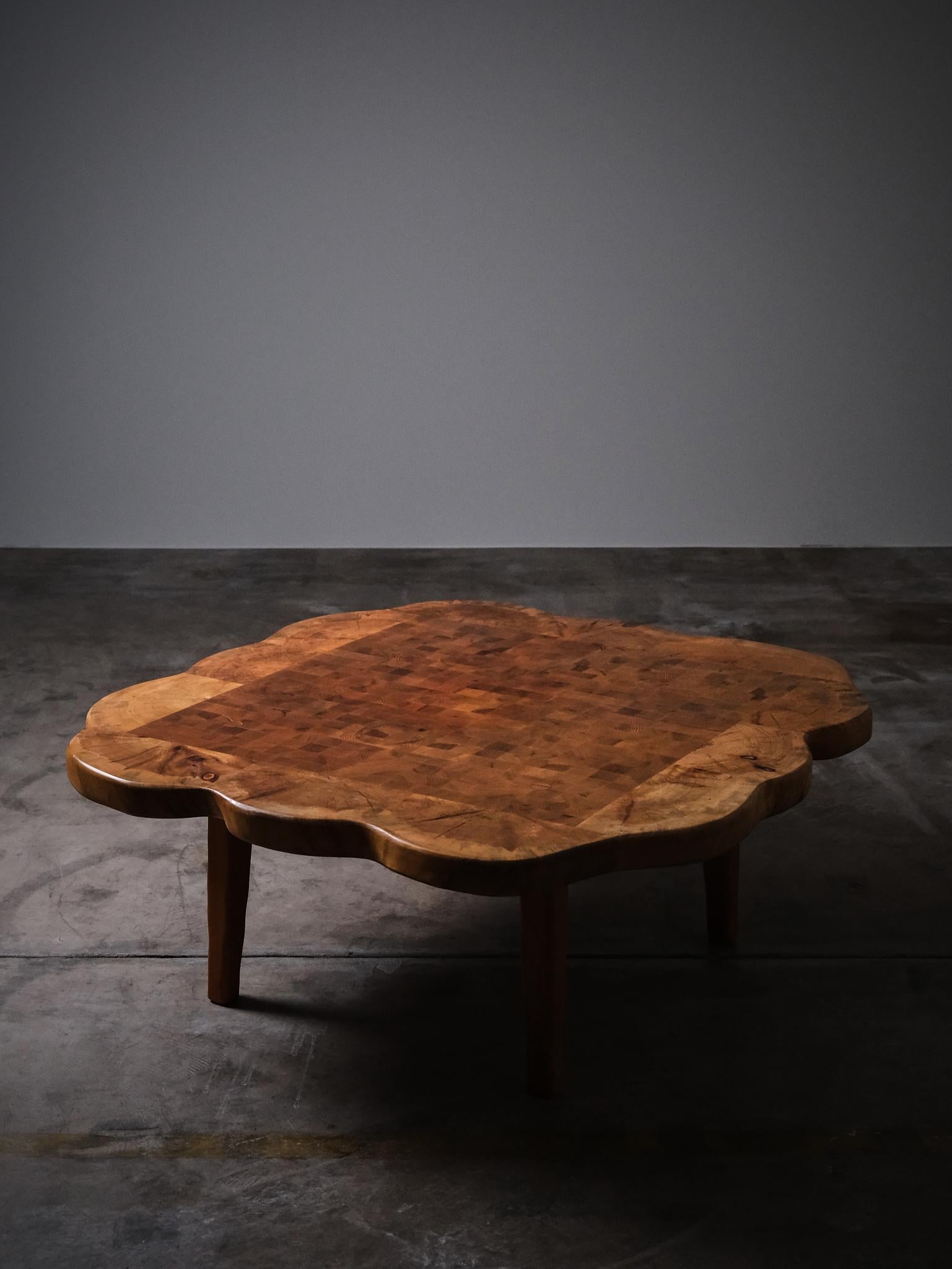 Pin Table basse asymétrique de Stig Sandkvist, Suède, années 1960 en vente