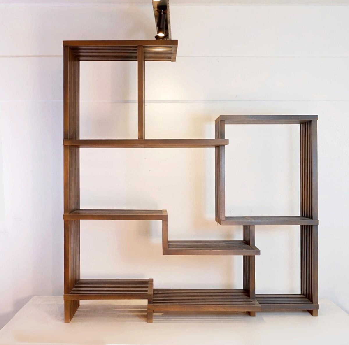 Mid-Century Modern Assymetrical shelf in stained wood, 1980's - Room Divider Shelf For Sale