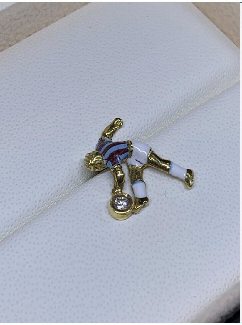 Aston Villa Football Club Pin Badge Diamant in 18 Karat Gelbgold (Rundschliff)