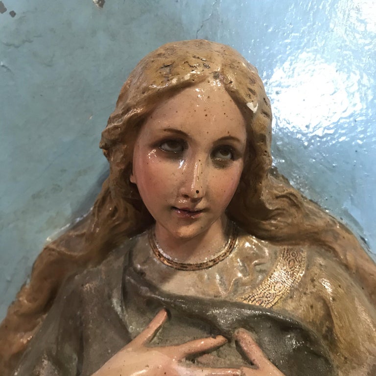 Astonishing 19th Century Porcelain Sculpted Madonna Wall Sculpture In Good Condition For Sale In Hopewell, NJ