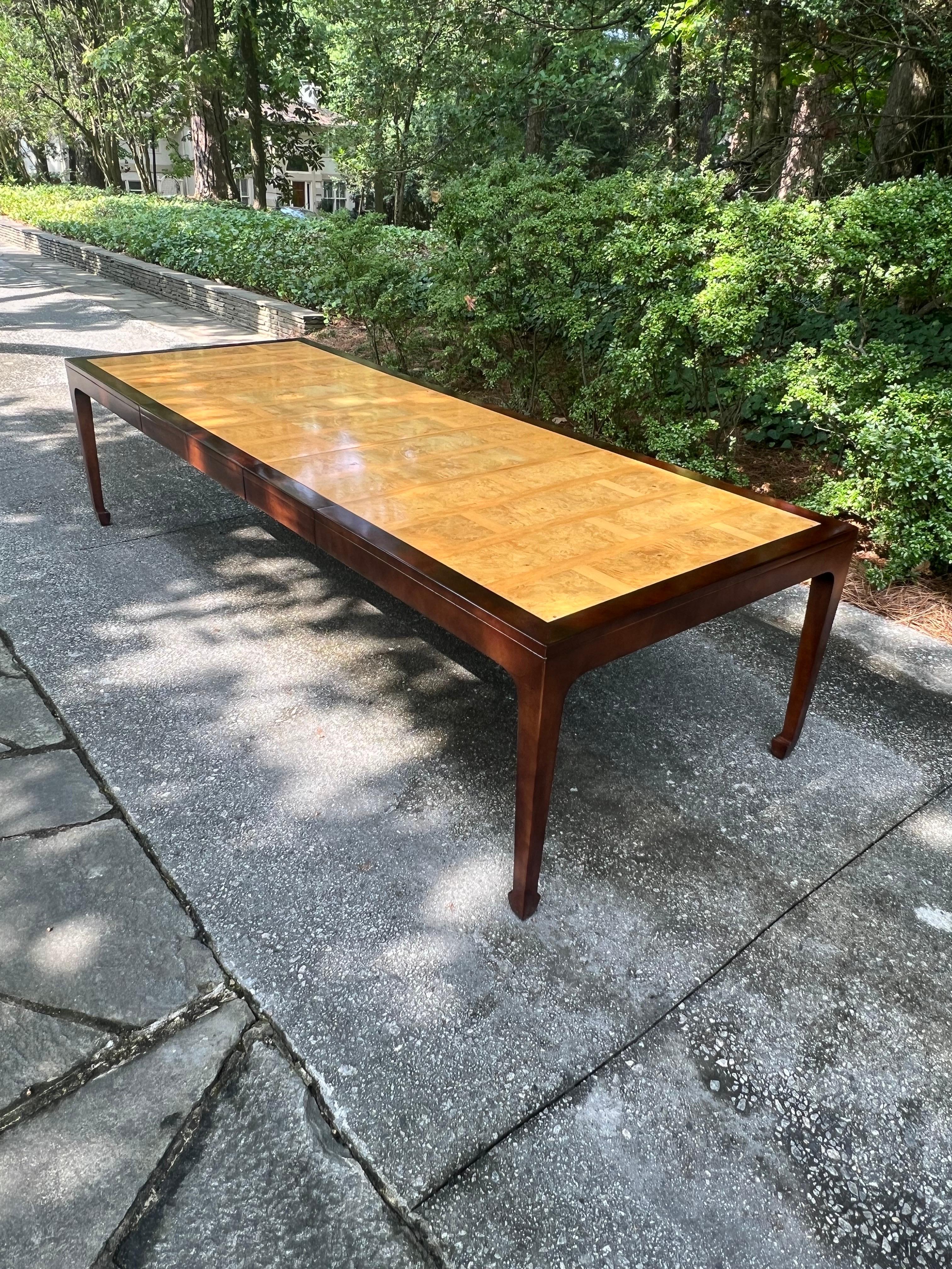 Astonishing Bookmatched Elm Parquetry Dining Table by Michael Taylor for Baker In Excellent Condition For Sale In Atlanta, GA