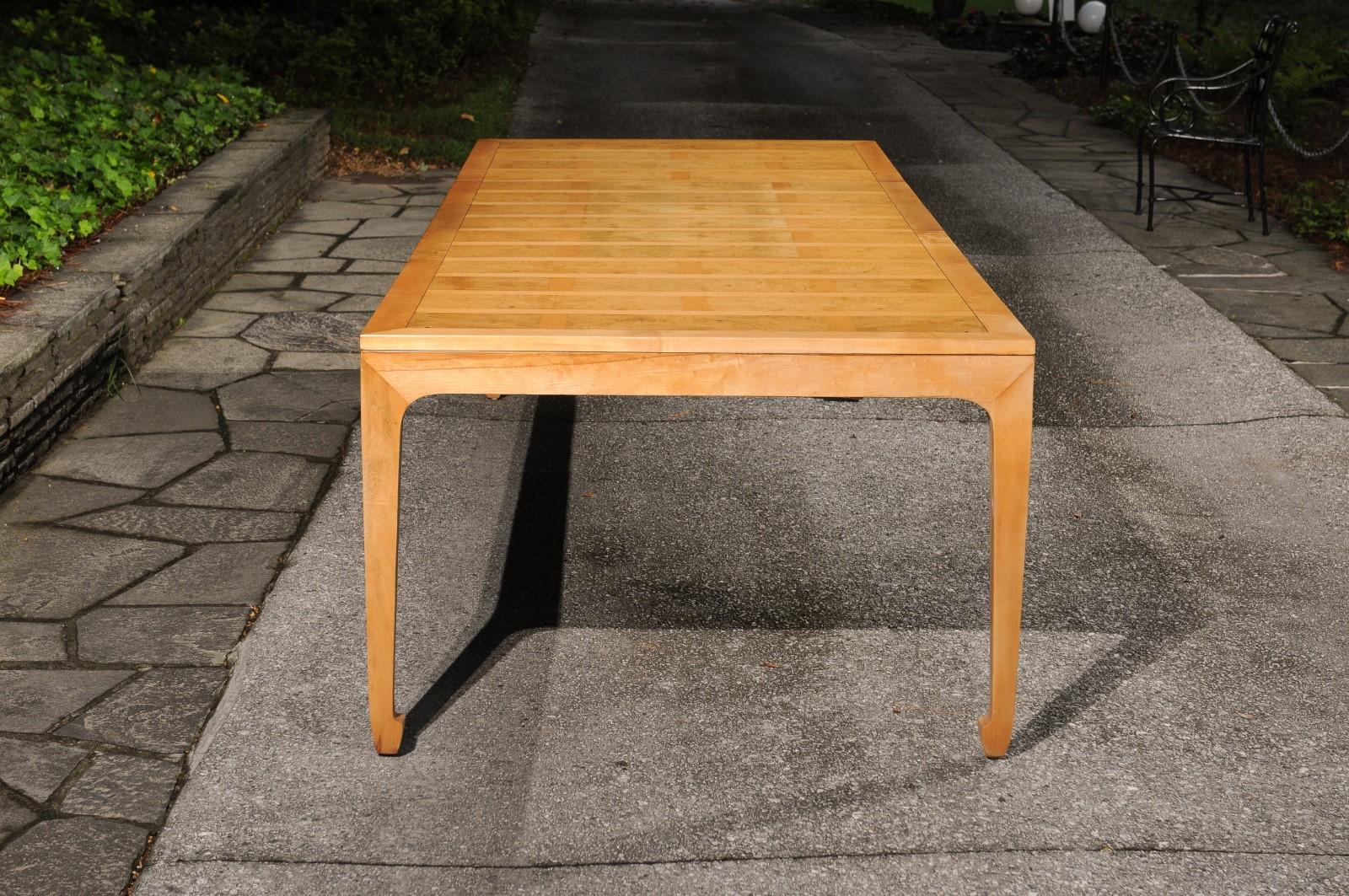 Étonnante table de salle à manger en érable et parqueterie d'orme assortie de Michael Taylor en vente 8