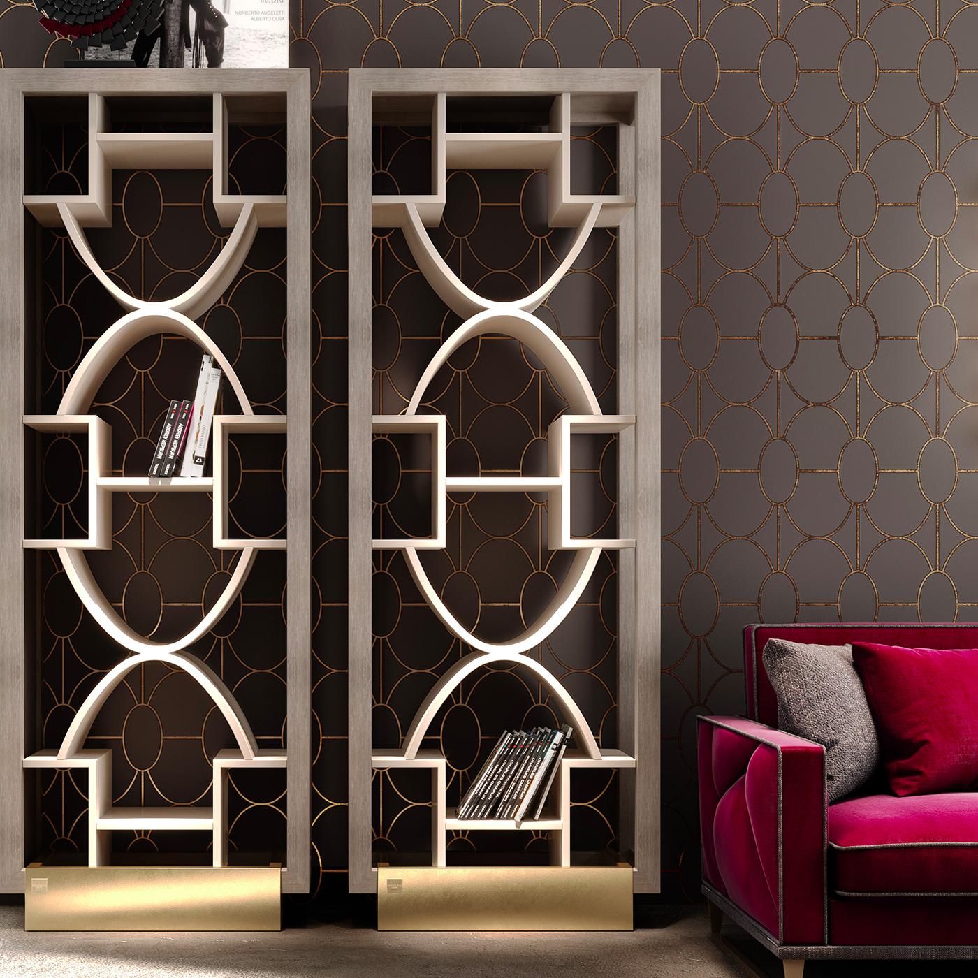 A magnificent object of functional decor, this bookcase from the Mascari Collection is a sculptural decoration for the modern home with versatile display surface provided by the lacquered poplar plywood shelves. The structure is in a blockboard with