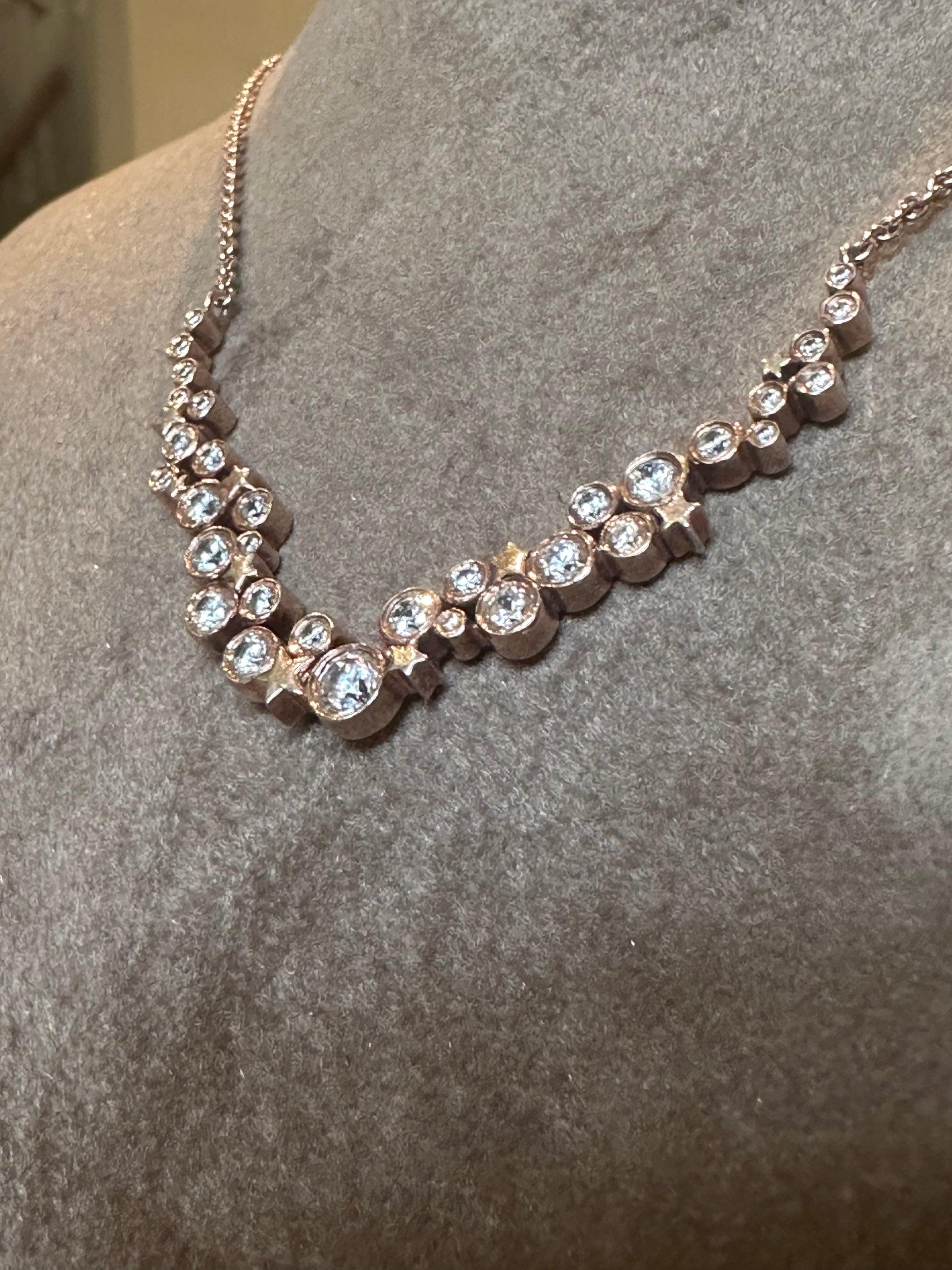 Astra Constellation-Halskette aus 18 Karat Gold mit Diamanten (Brillantschliff)