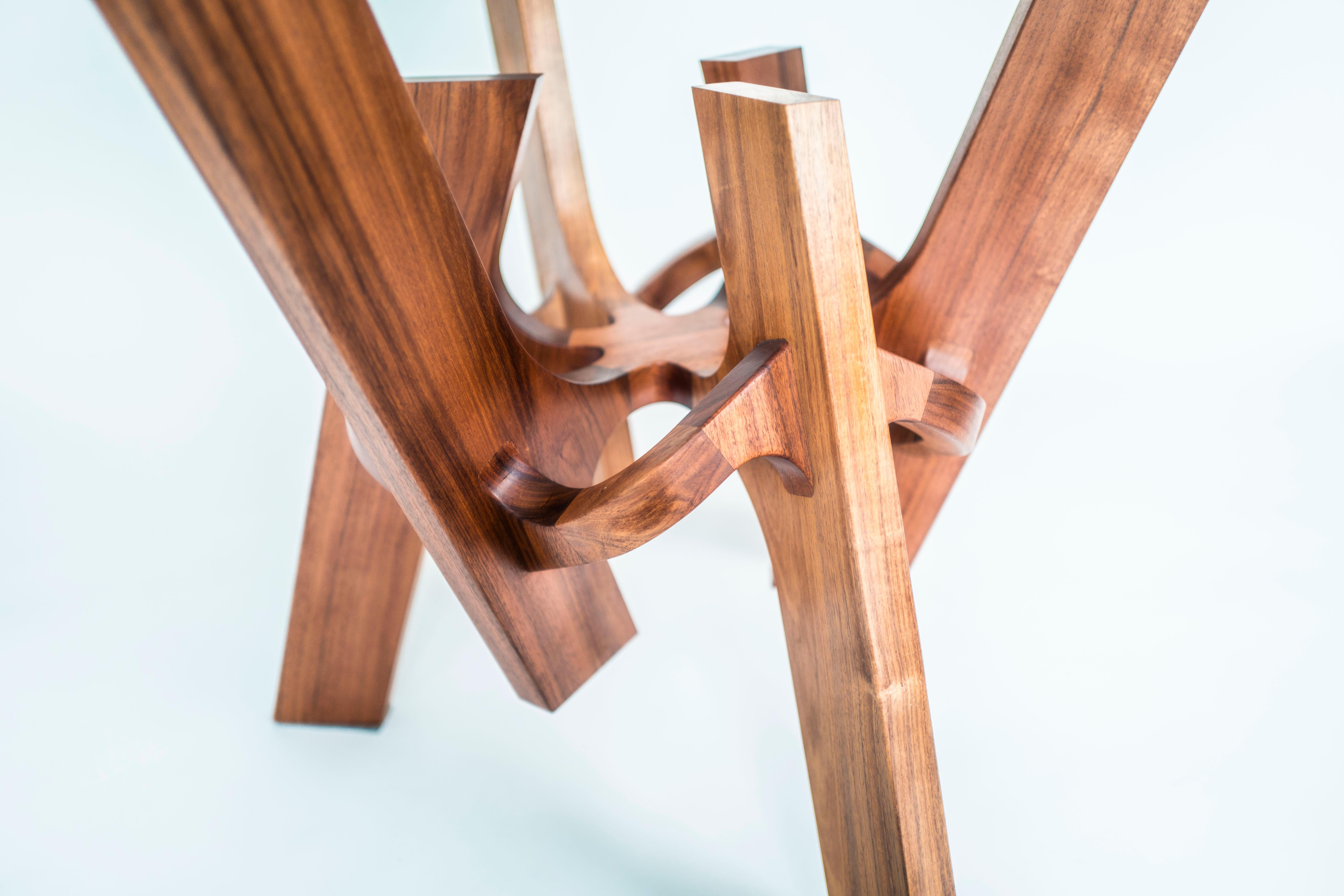 Astra, Geometric Sculptural Center Table Made of Solid Wood by Pedro Cerisola In New Condition For Sale In Ciudad De México, MX