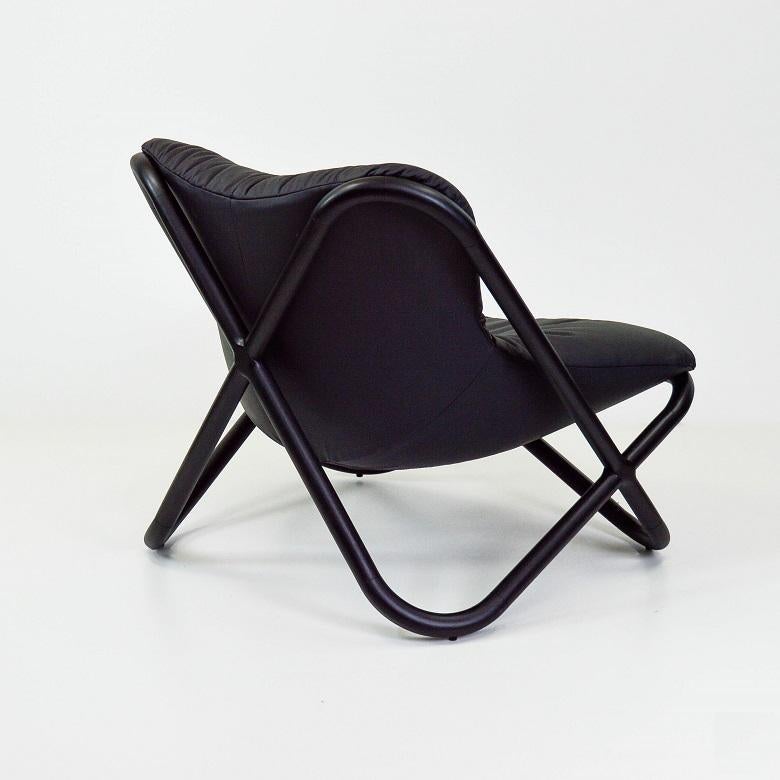 Moderno Astral, poltrona brasiliana contemporanea in Wood e pelle di Lattoog in vendita