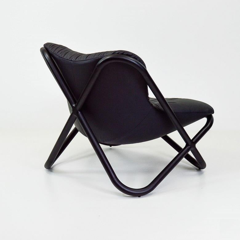 Astral Brazilian Contemporary Wood and Leather Easychair by Lattoog In New Condition For Sale In Sao Paolo, BR