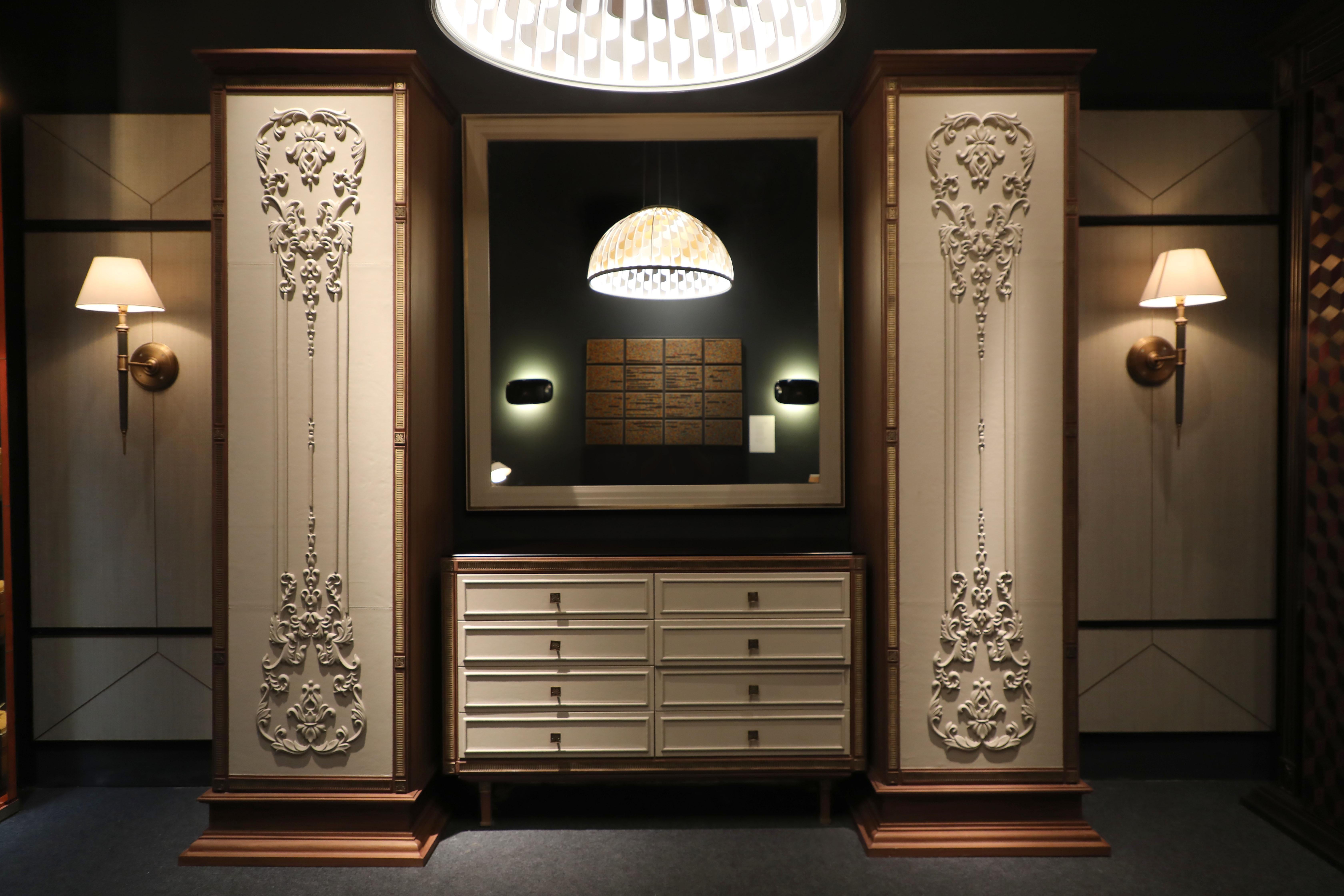 Aplique Astrelli by Madheke en Nuevo estado para la venta en Geneve, CH