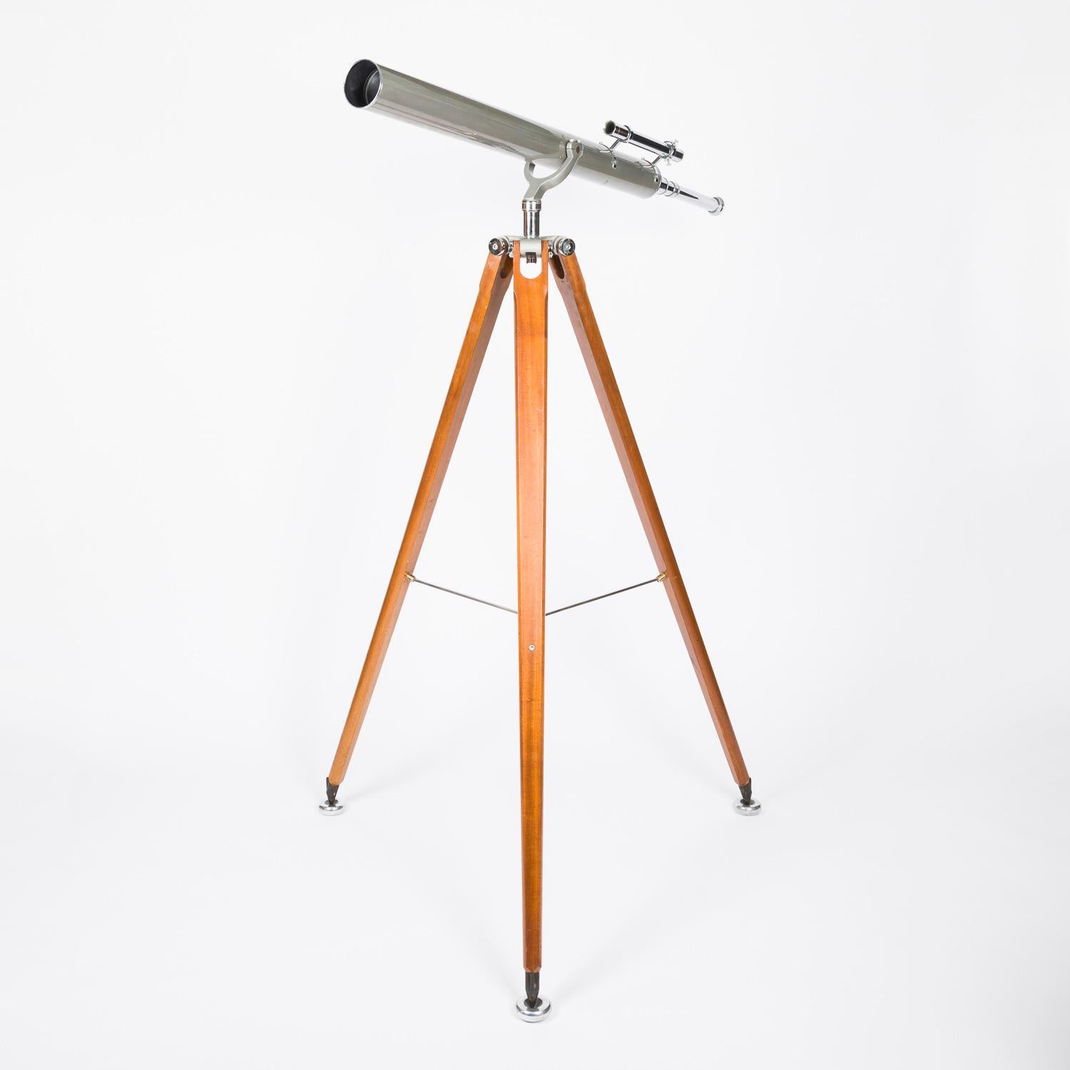 Astro tripod mounted telescope by Dollond of London 10