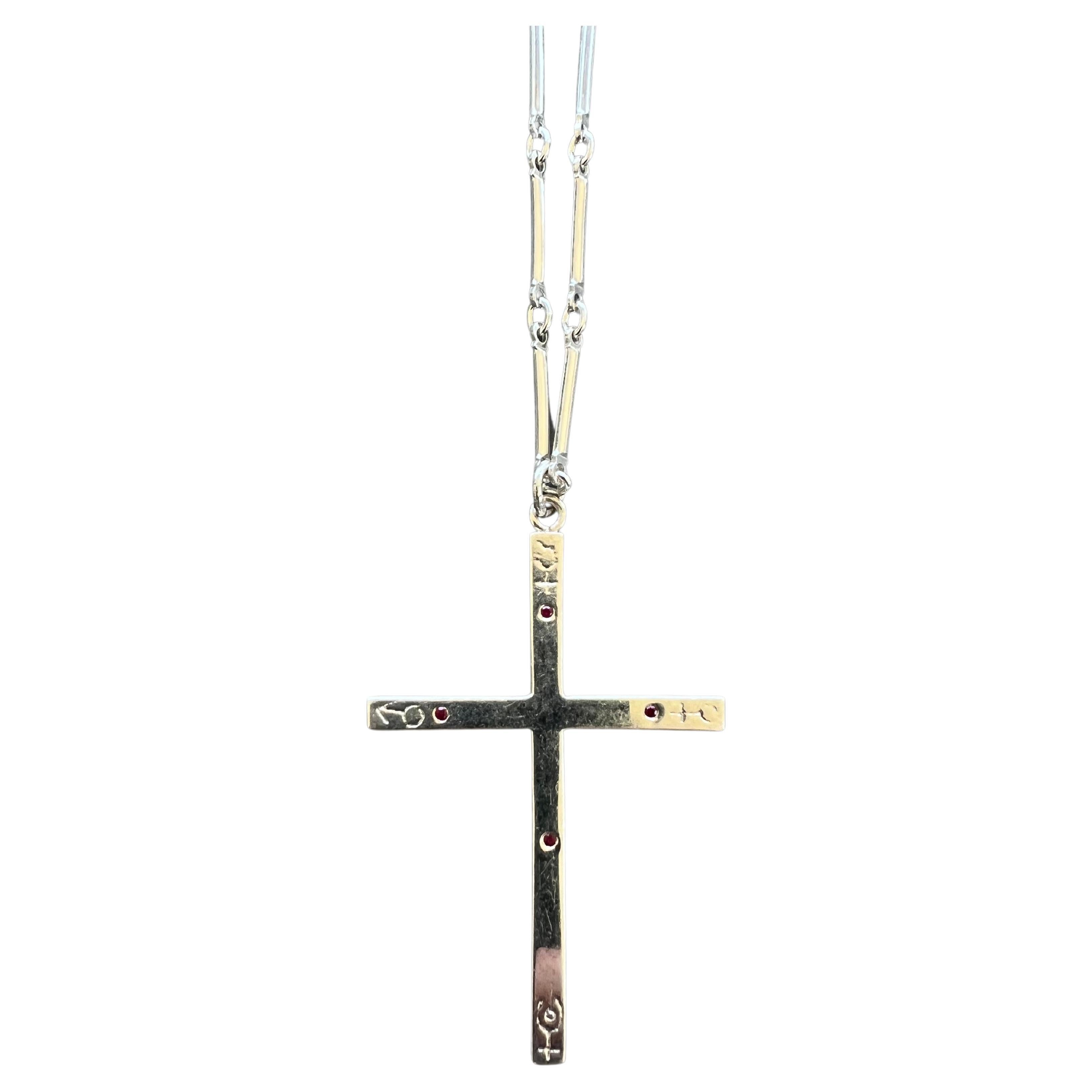 Taille brillant Collier croix en argent sterling avec symboles de l'horlogerie et de la Vénus en Pluto et Mercure en vente