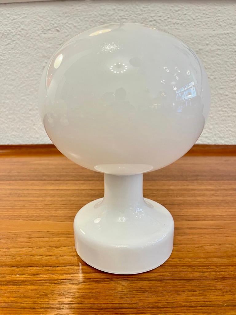 Astronaut-Glas-Tisch- oder Wandlampen von Michael Bang, hergestellt von Holmegaard, 1960er Jahre im Angebot 1