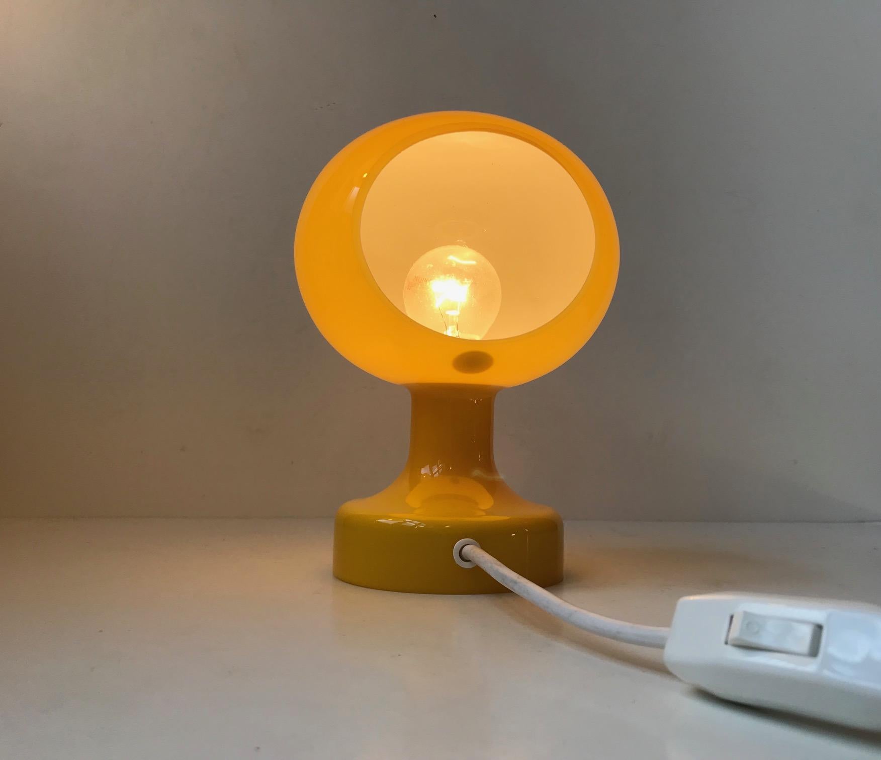 'Astronaut' Yellow Glass Wall or Table Light by Michael Bang for Holmegaard In Good Condition In Esbjerg, DK