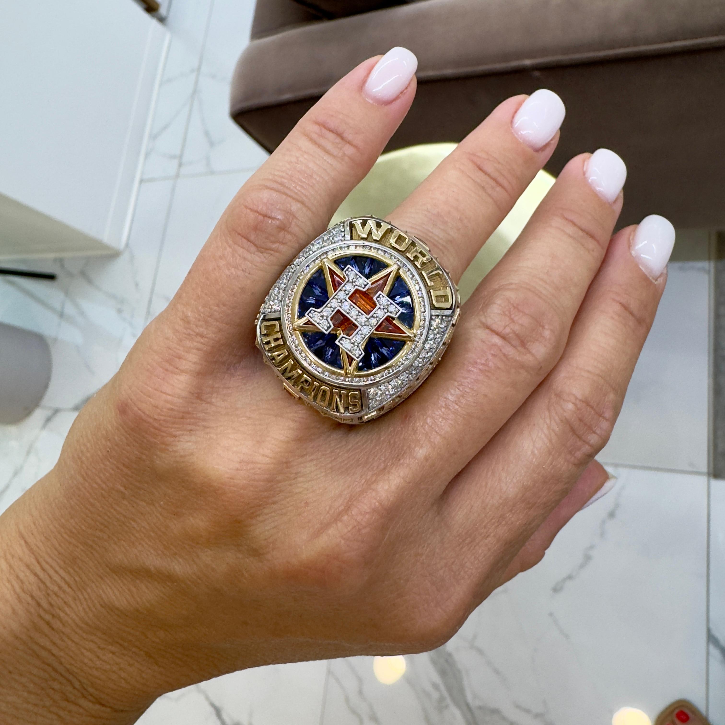 Astros 2017 Campeonato de la Serie Mundial Edición Limitada #97 de 112 Anillo de Cóctel en venta 3