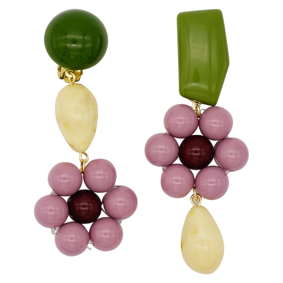 Asymmetric Dust Purple Flower Green Beige Chunky Drop Clip Earrings, Swarovski Element

Very high cost and high quality. 100% handmade. Excellent gift for lady.

Material: Alloy, Resin.

Size: 6.9 cm.

Weight: 8.2 g.

_ _ _

Great for everyday wear.
