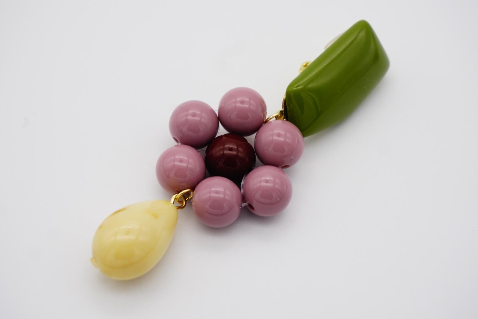 Orecchini a clip asimmetrici con pendente Greene & Greene & Greene & Greene in vendita 4