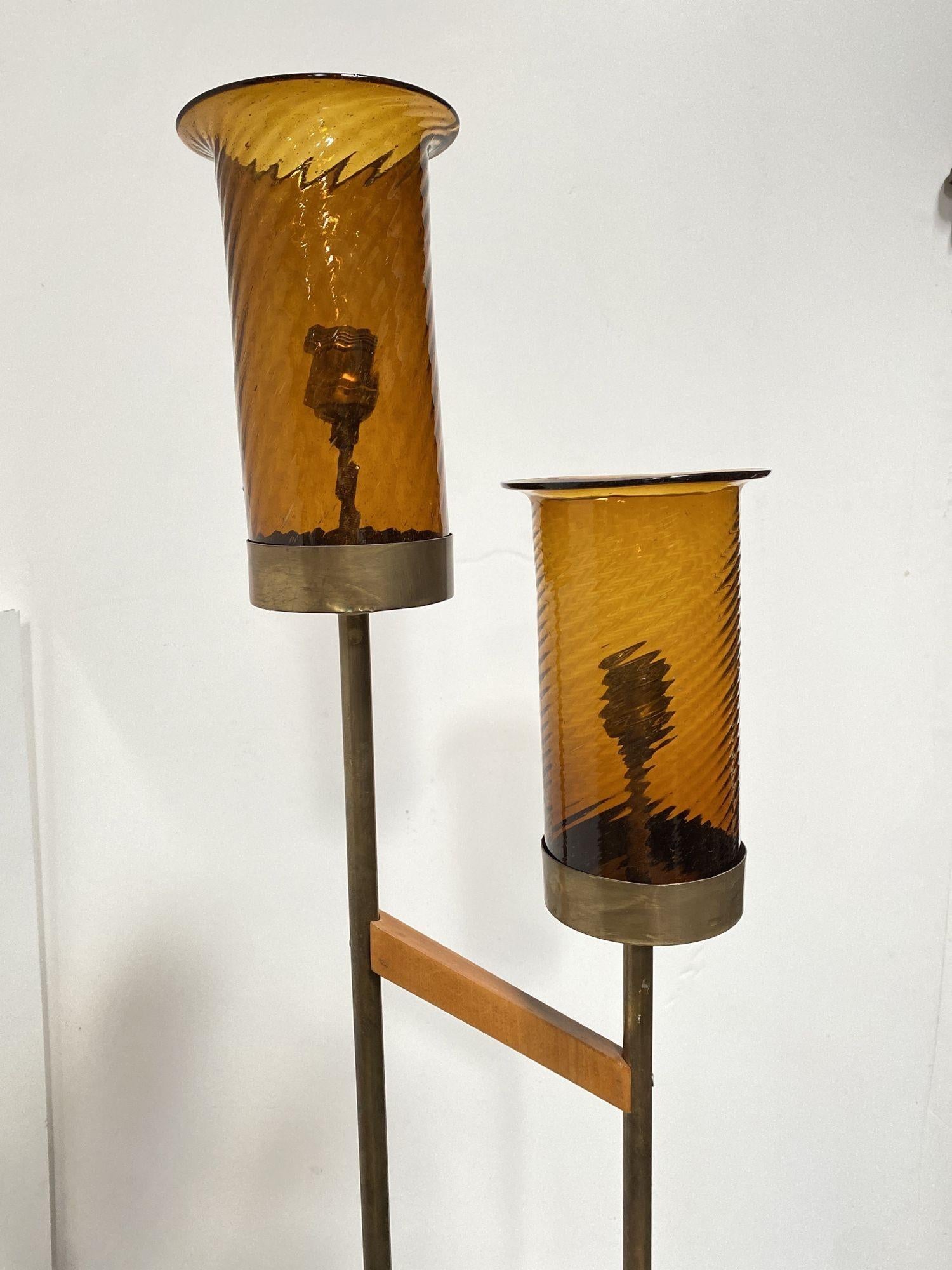 North American Asymmetric Mid-century Brass Torchiere Floor Lamp w/ Wood Base Smoked Swirl Glas For Sale