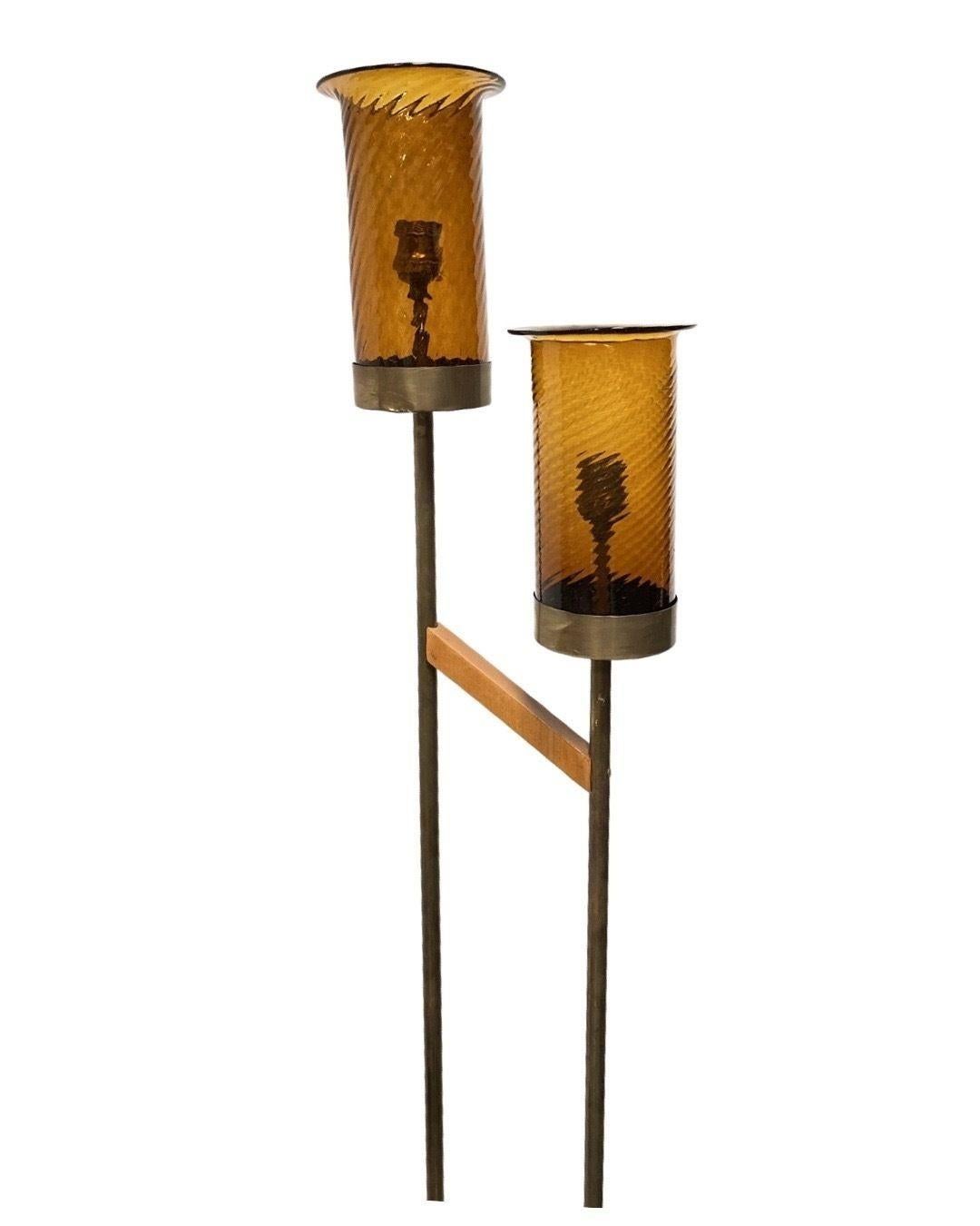 Asymmetric Mid-century Brass Torchiere Floor Lamp w/ Wood Base Smoked Swirl Glas In Good Condition For Sale In Van Nuys, CA
