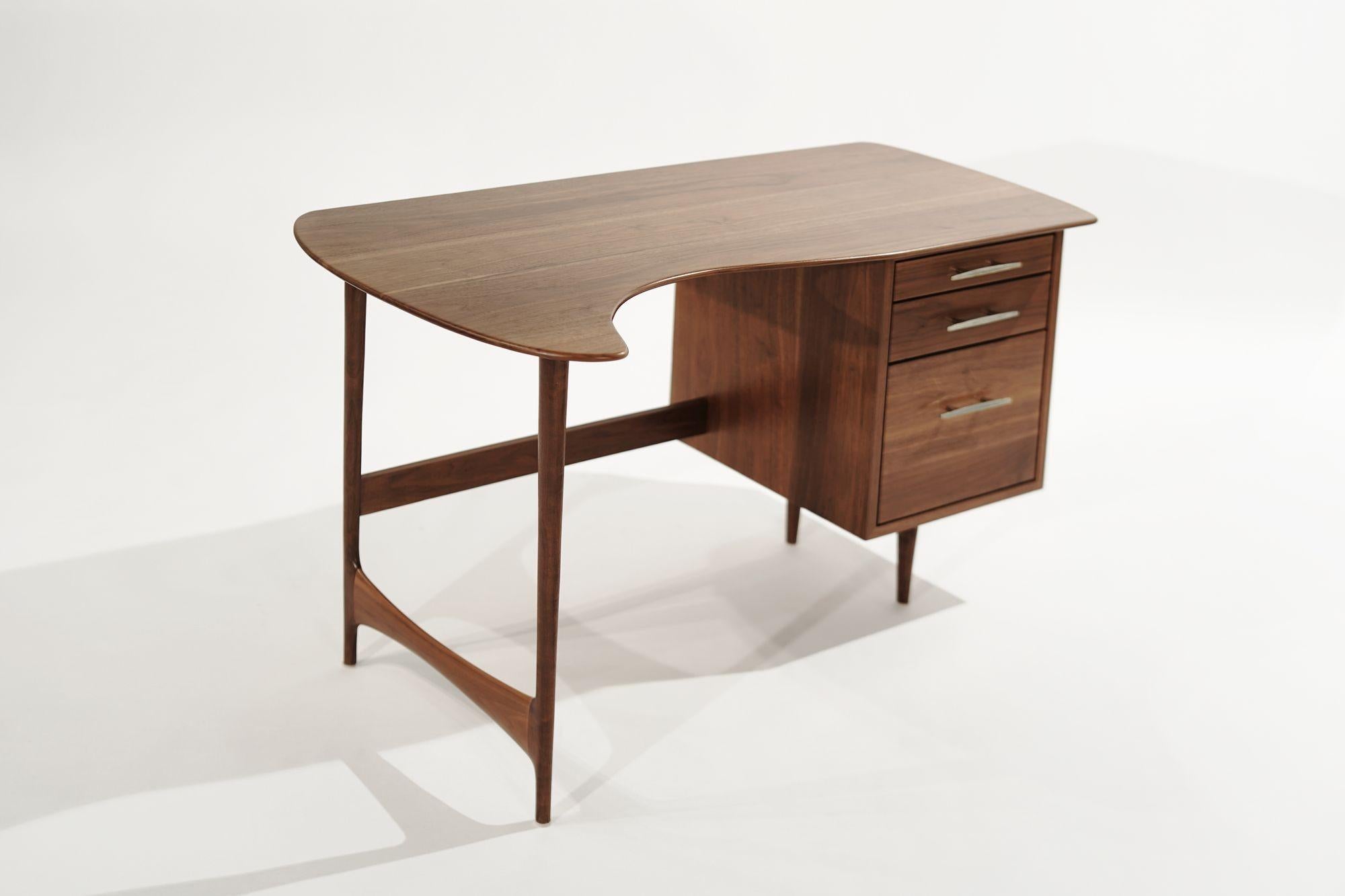 Asymmetric Scandinavian-Modern Walnut Desk, C. 1950s In Excellent Condition In Westport, CT