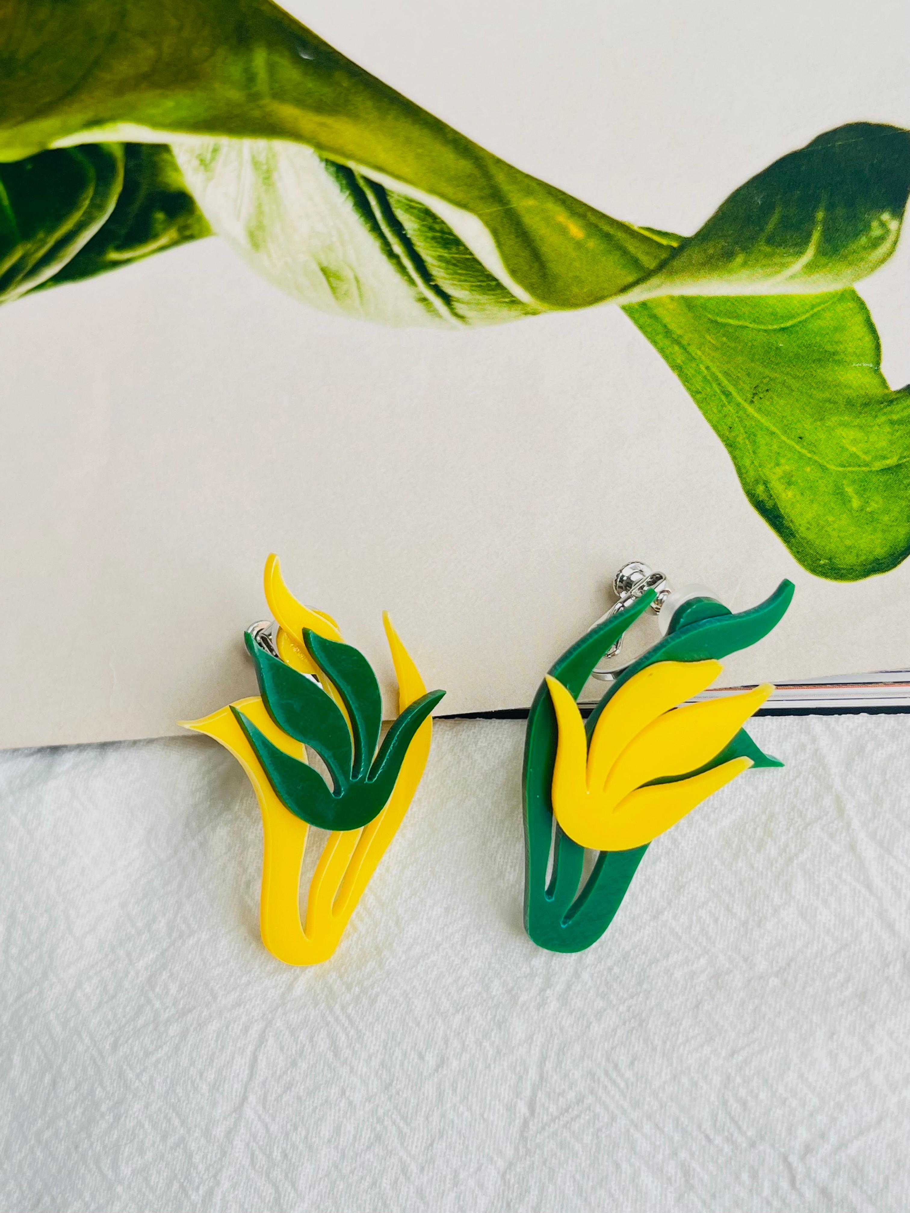 Art Nouveau Asymmetric Wavy Yellow Green Tulip Flower Leaf Rustic Elegant Clip Earrings For Sale