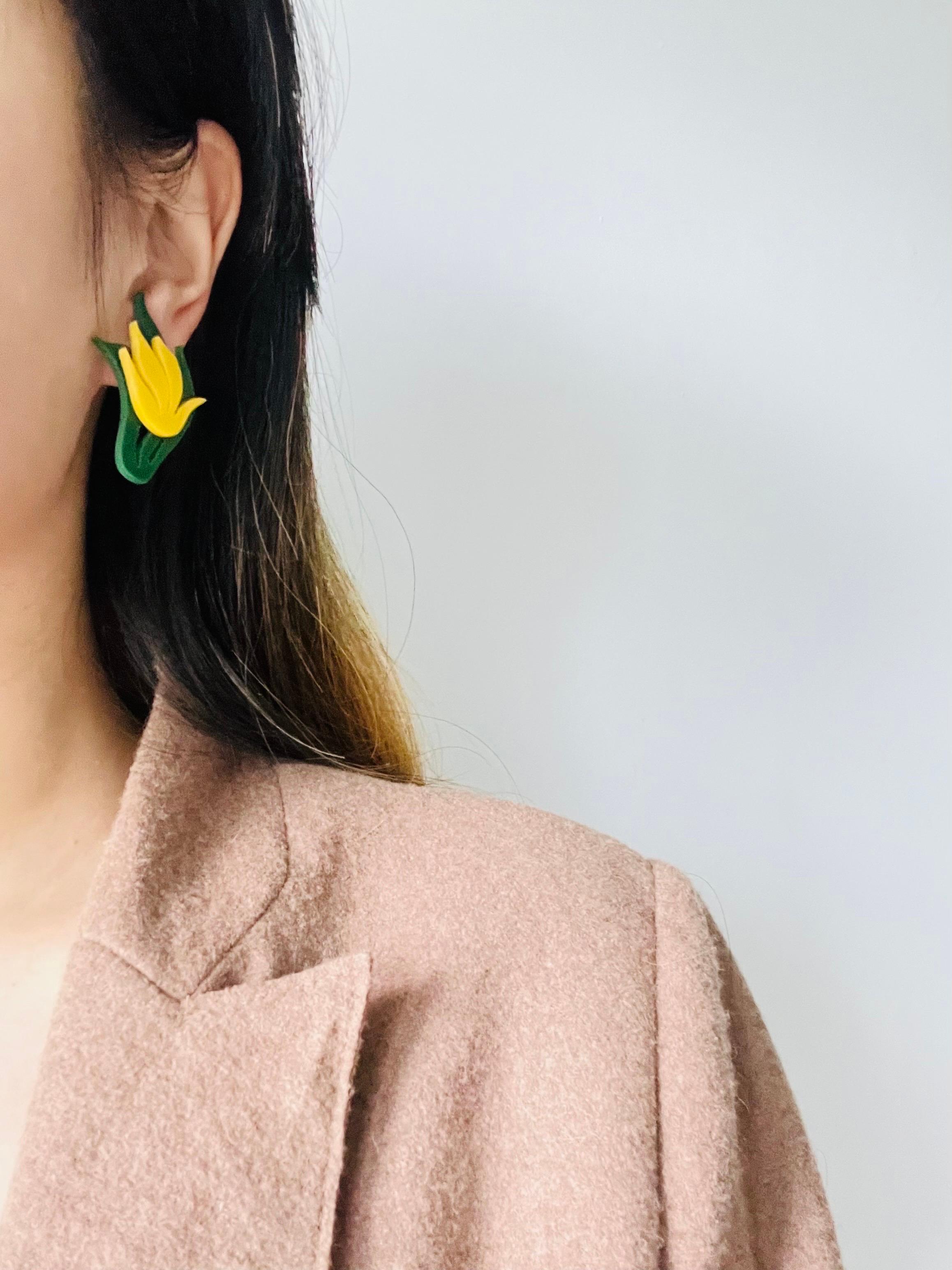 Asymmetric Wavy Yellow Green Tulip Flower Leaf Rustic Elegant Clip Earrings For Sale 3