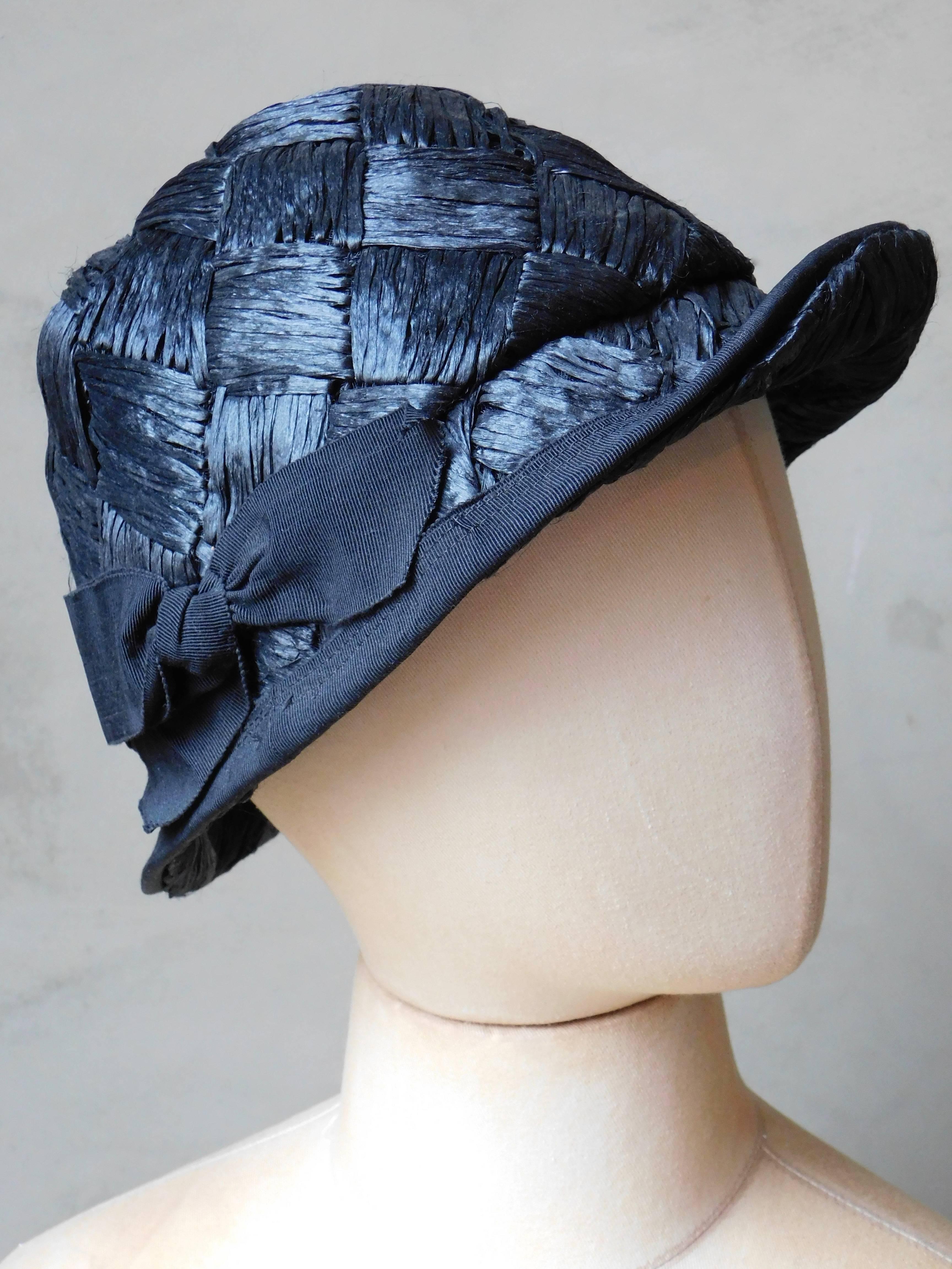  Asymmetrical 1940's Vintage Black Raffia Straw Hat  For Sale 2
