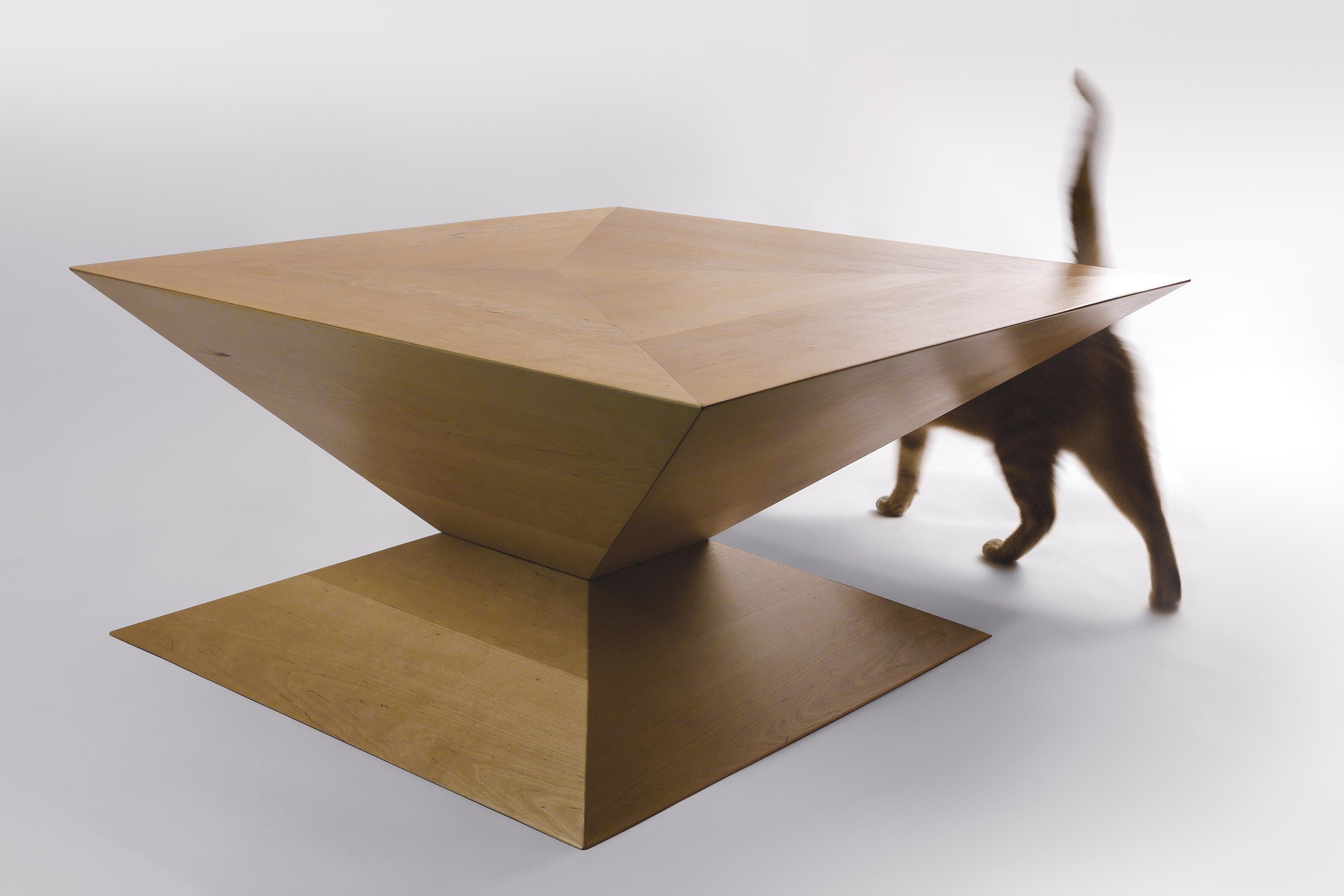 XXIe siècle et contemporain Table basse moderne en albâtre, fabriquée à la main en Pologne en vente