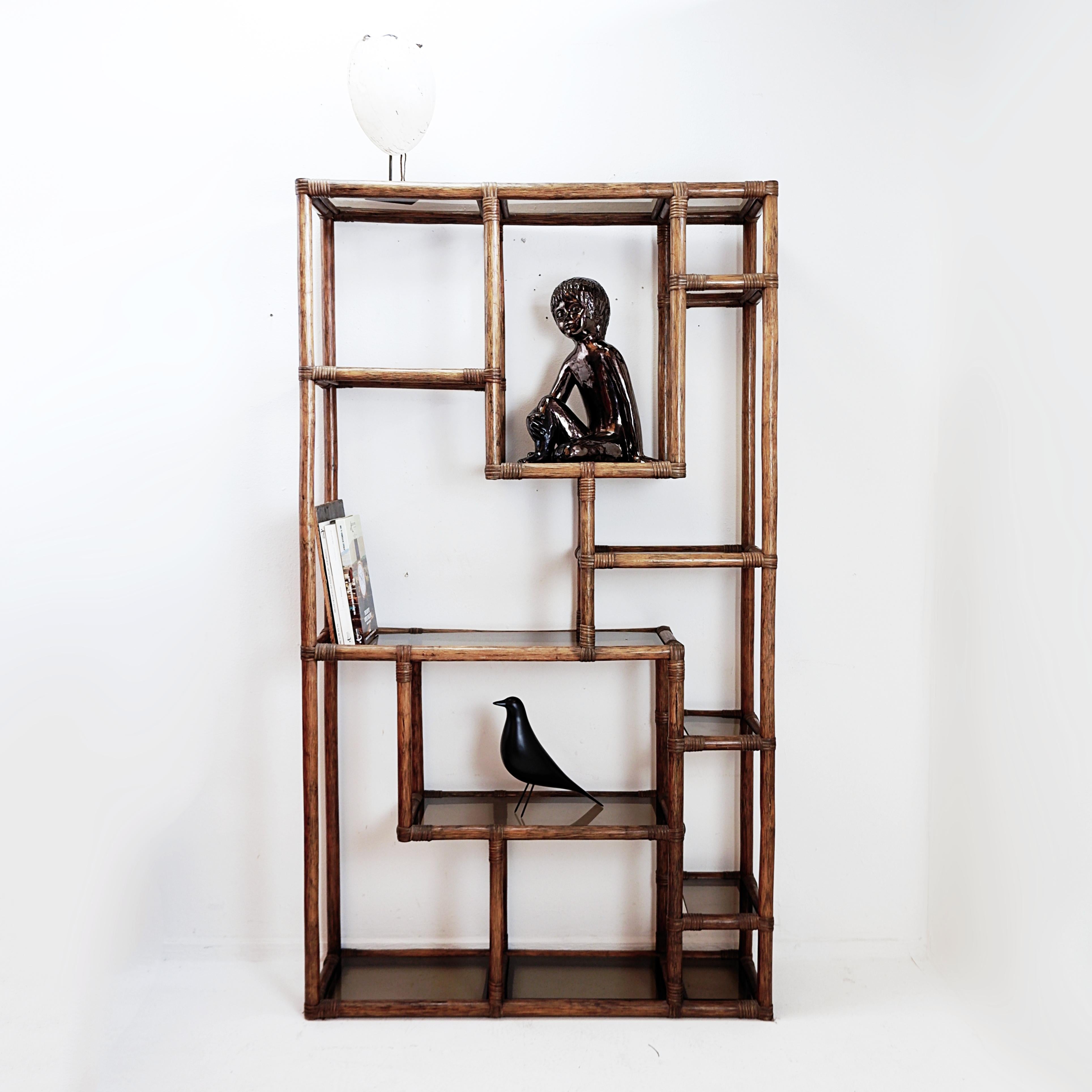 Mid-Century Modern Asymmetrical bamboo and smoked glass shelf - 1970s For Sale